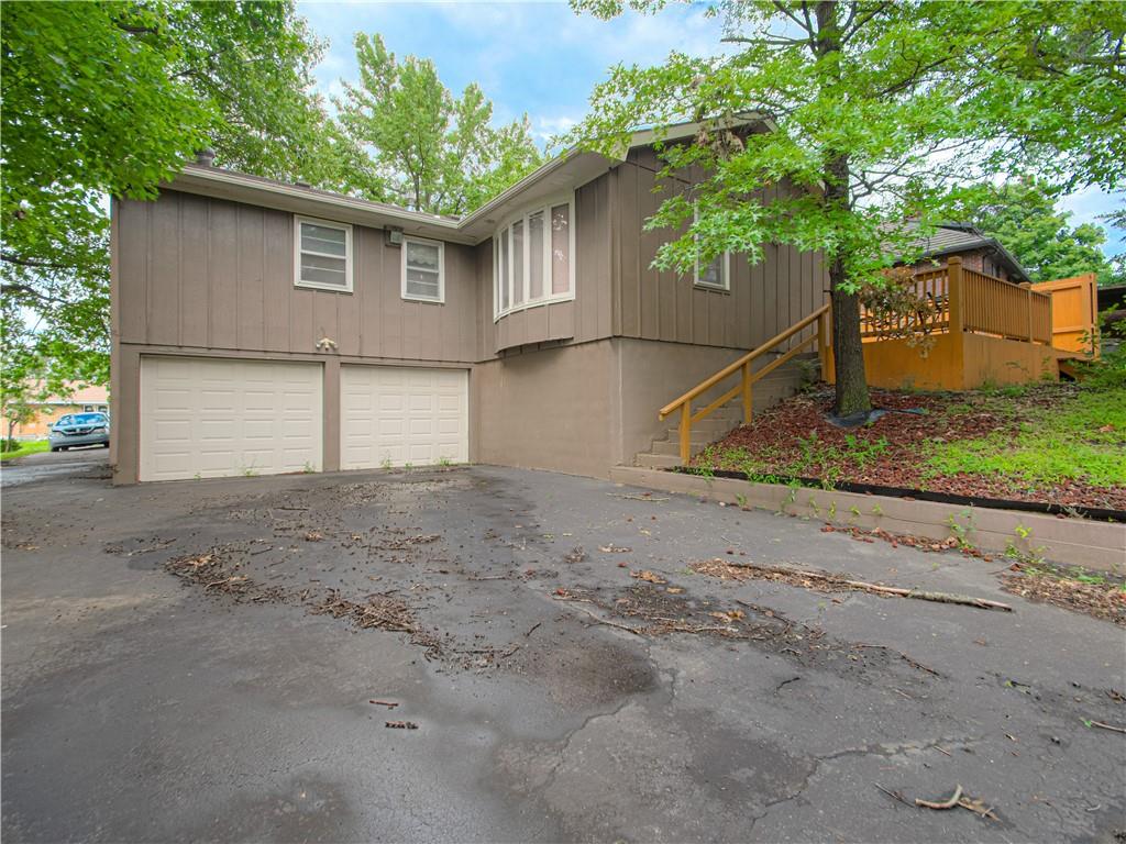 18377 Pleasant View Drive