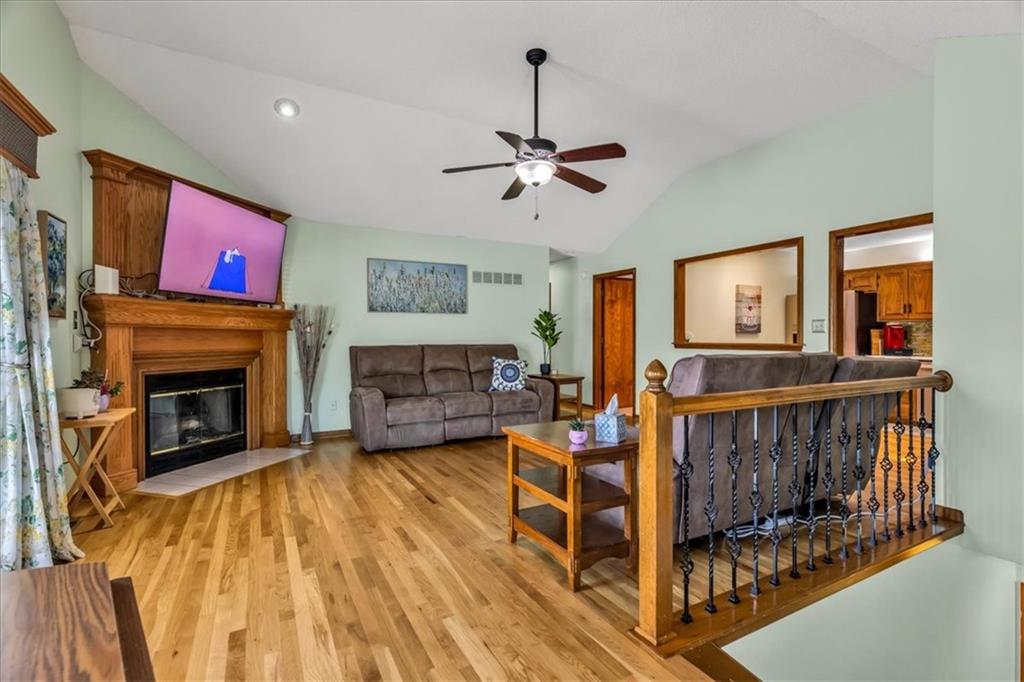 1401 NW Birdseye Court
