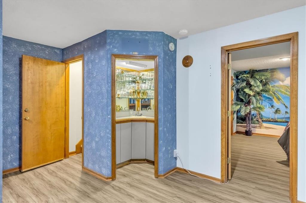 1401 NW Birdseye Court