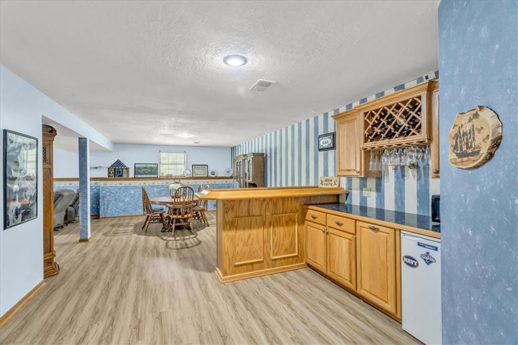 1401 NW Birdseye Court