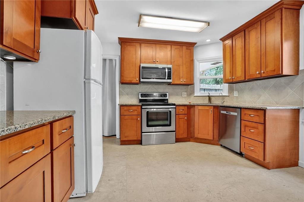 8100 W 98TH Street