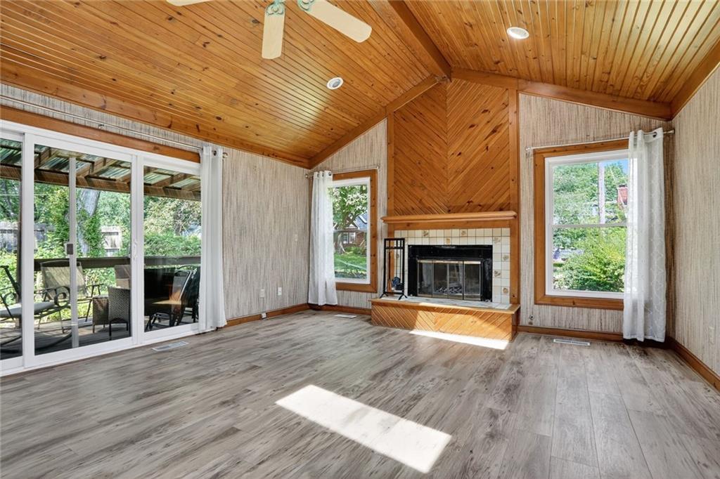 8100 W 98TH Street