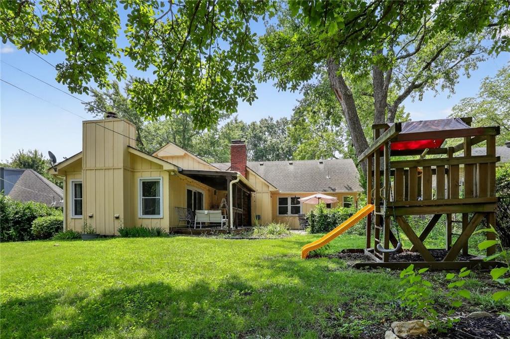 8100 W 98TH Street