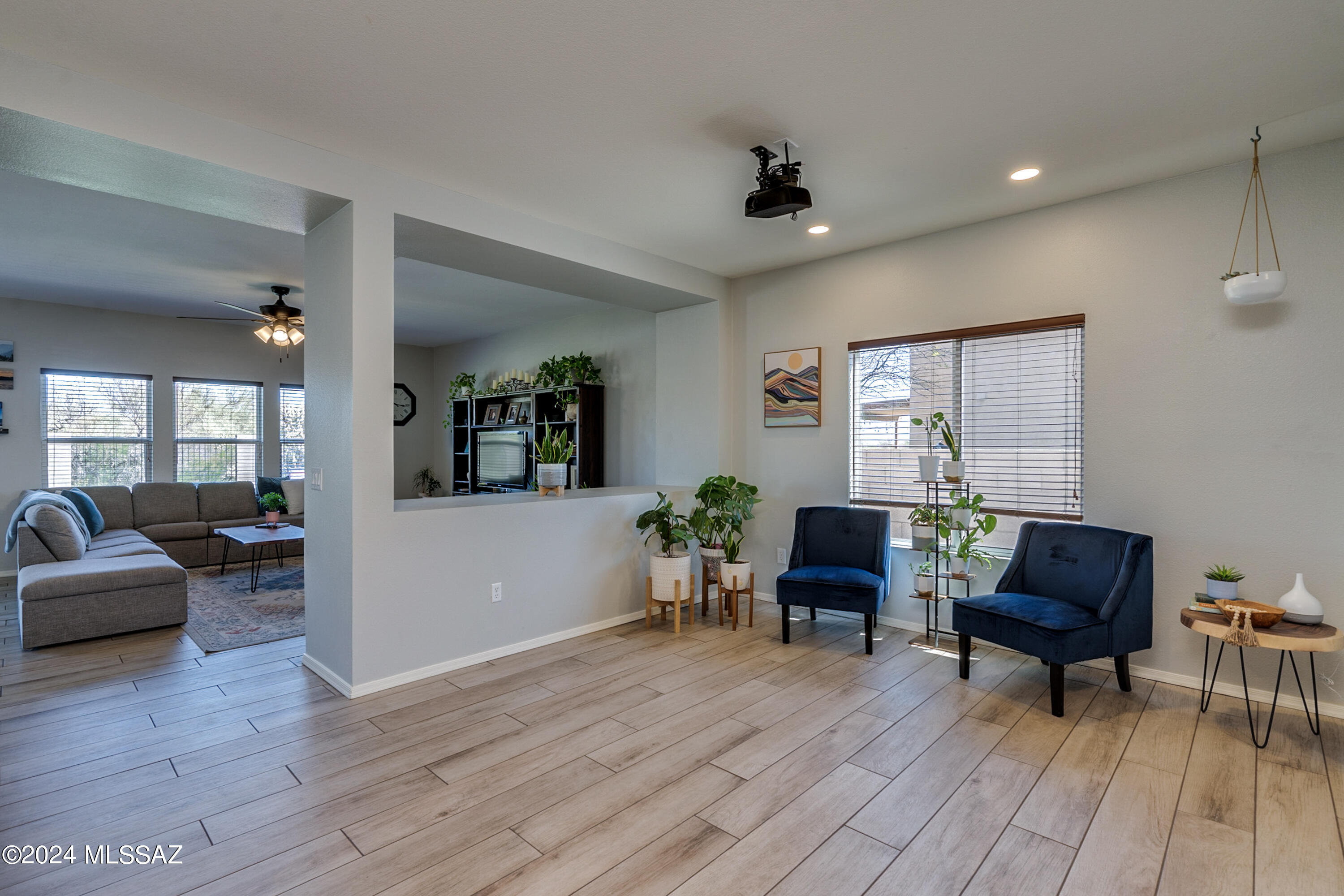 1168 W Camino Hombre Viejo