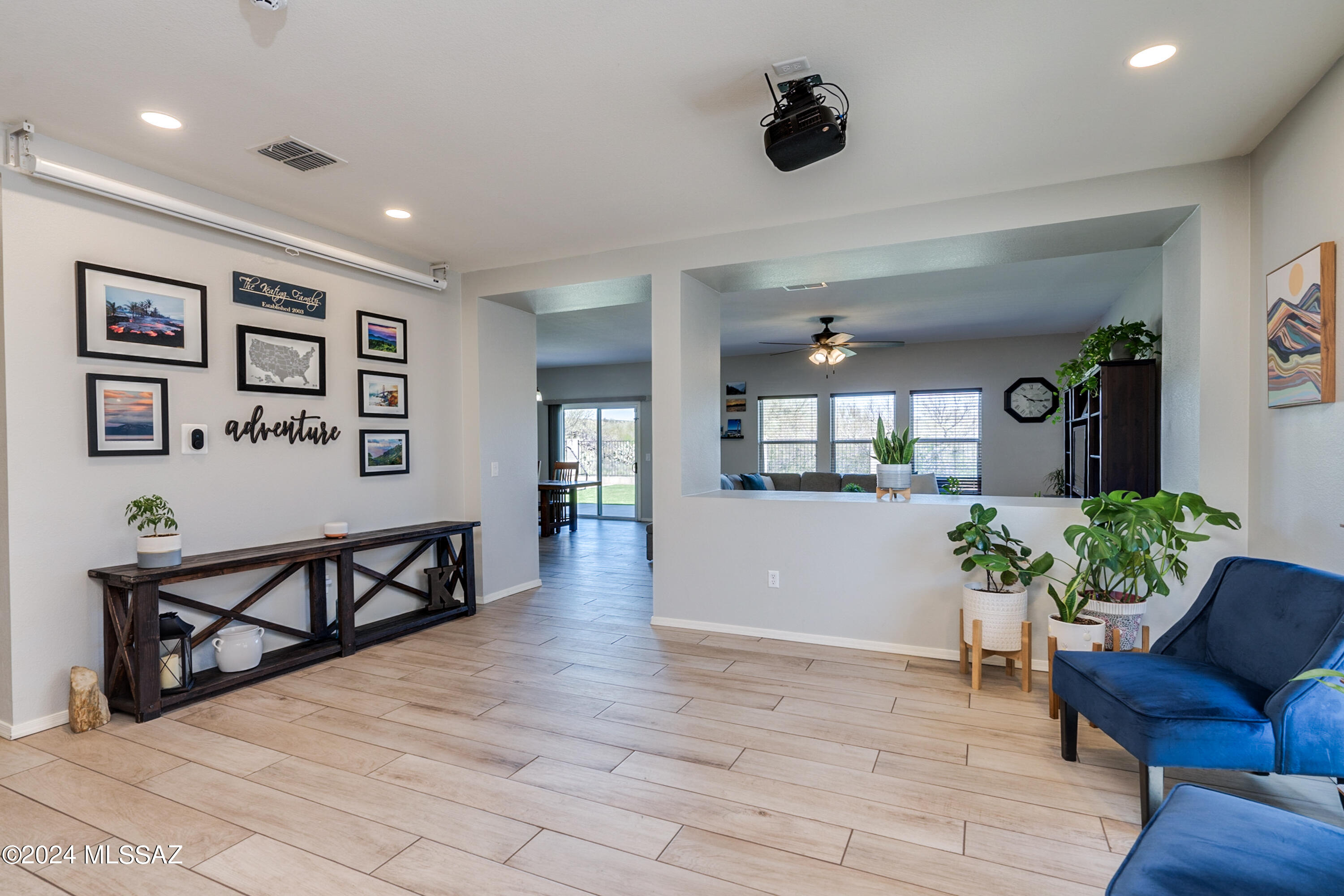 1168 W Camino Hombre Viejo