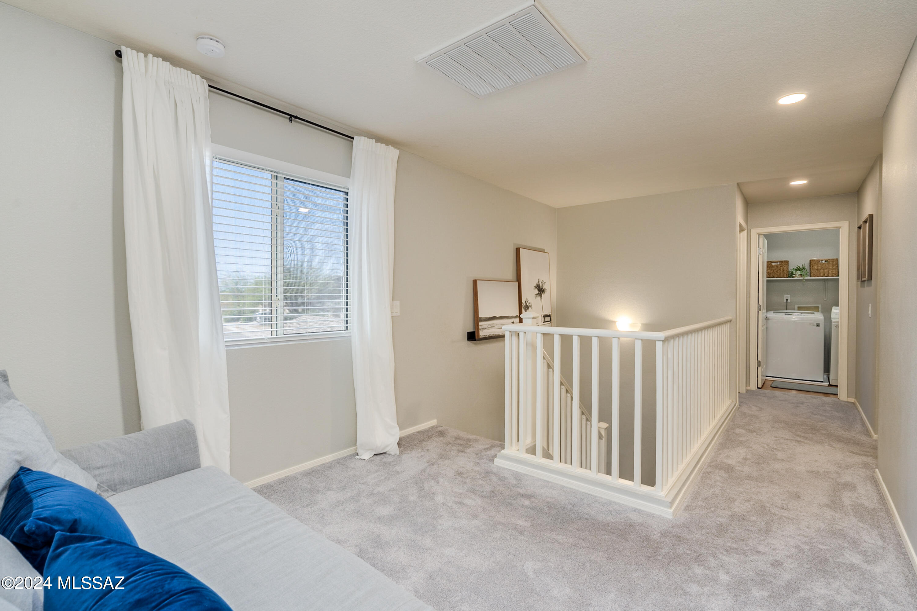 1168 W Camino Hombre Viejo
