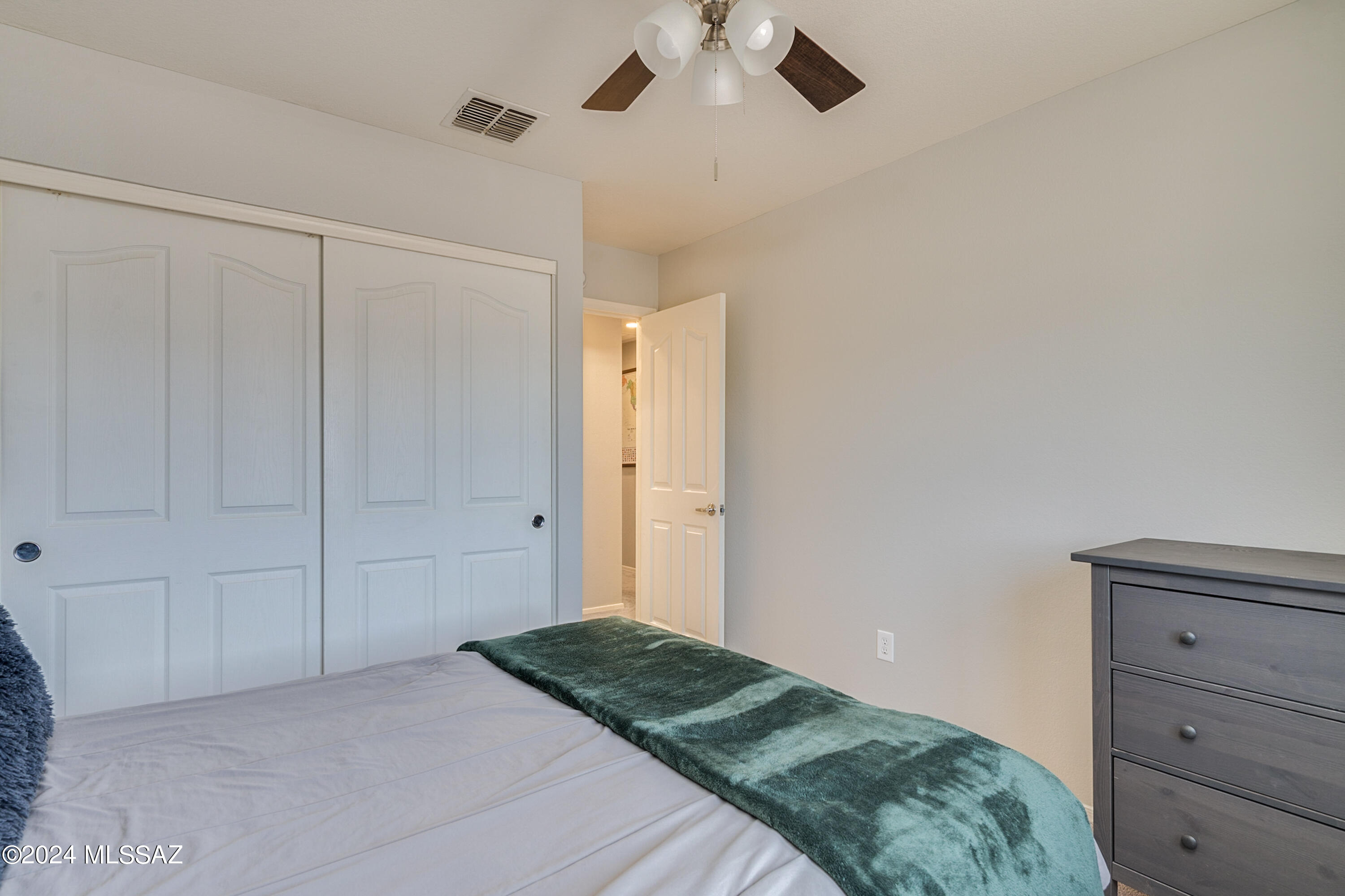 1168 W Camino Hombre Viejo