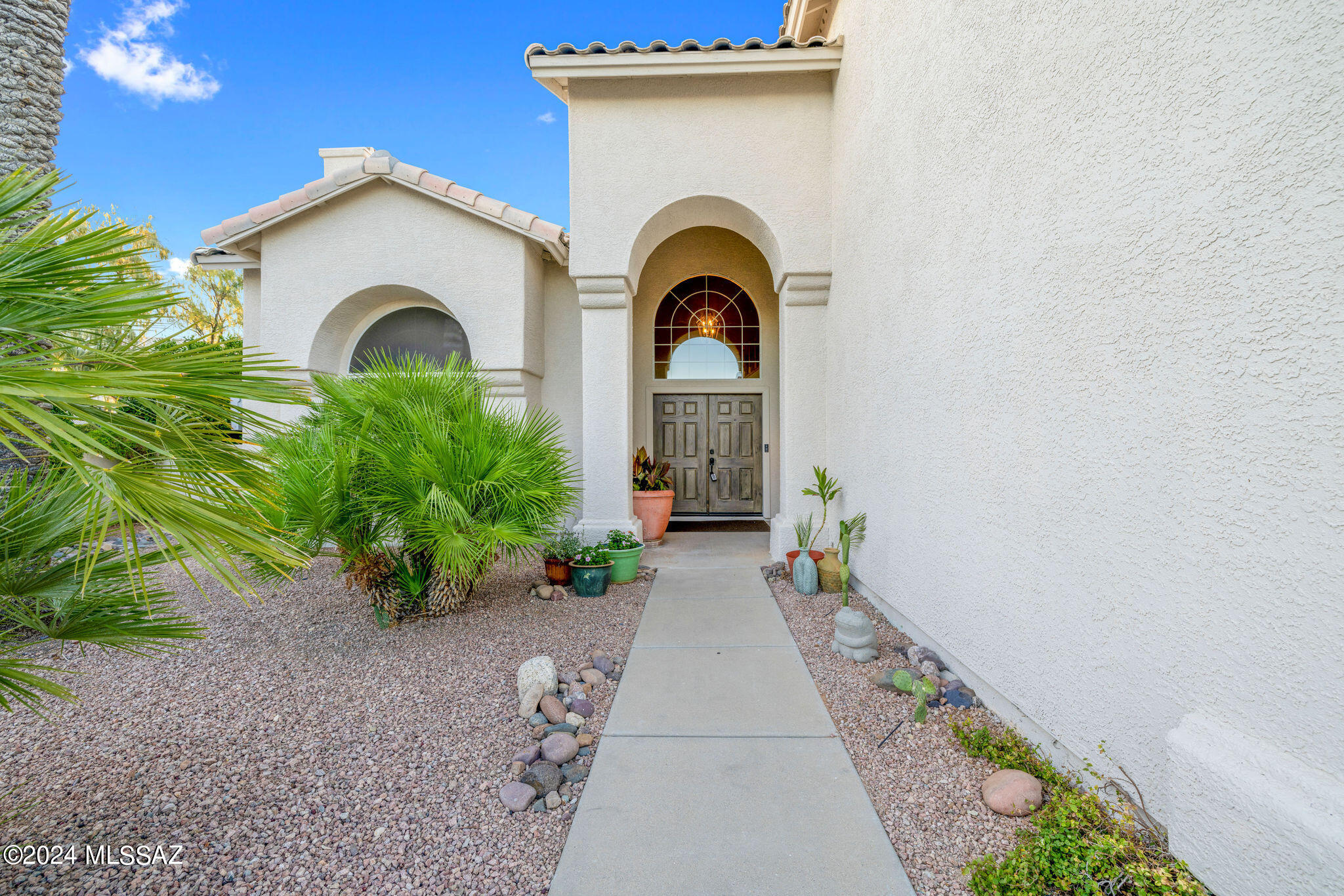 1221 W Sunset Point Place Place