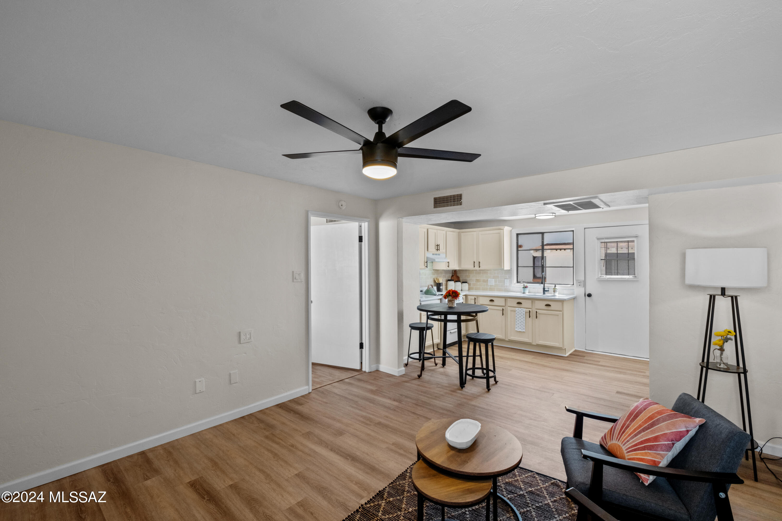 435 S Paseo Lobo B