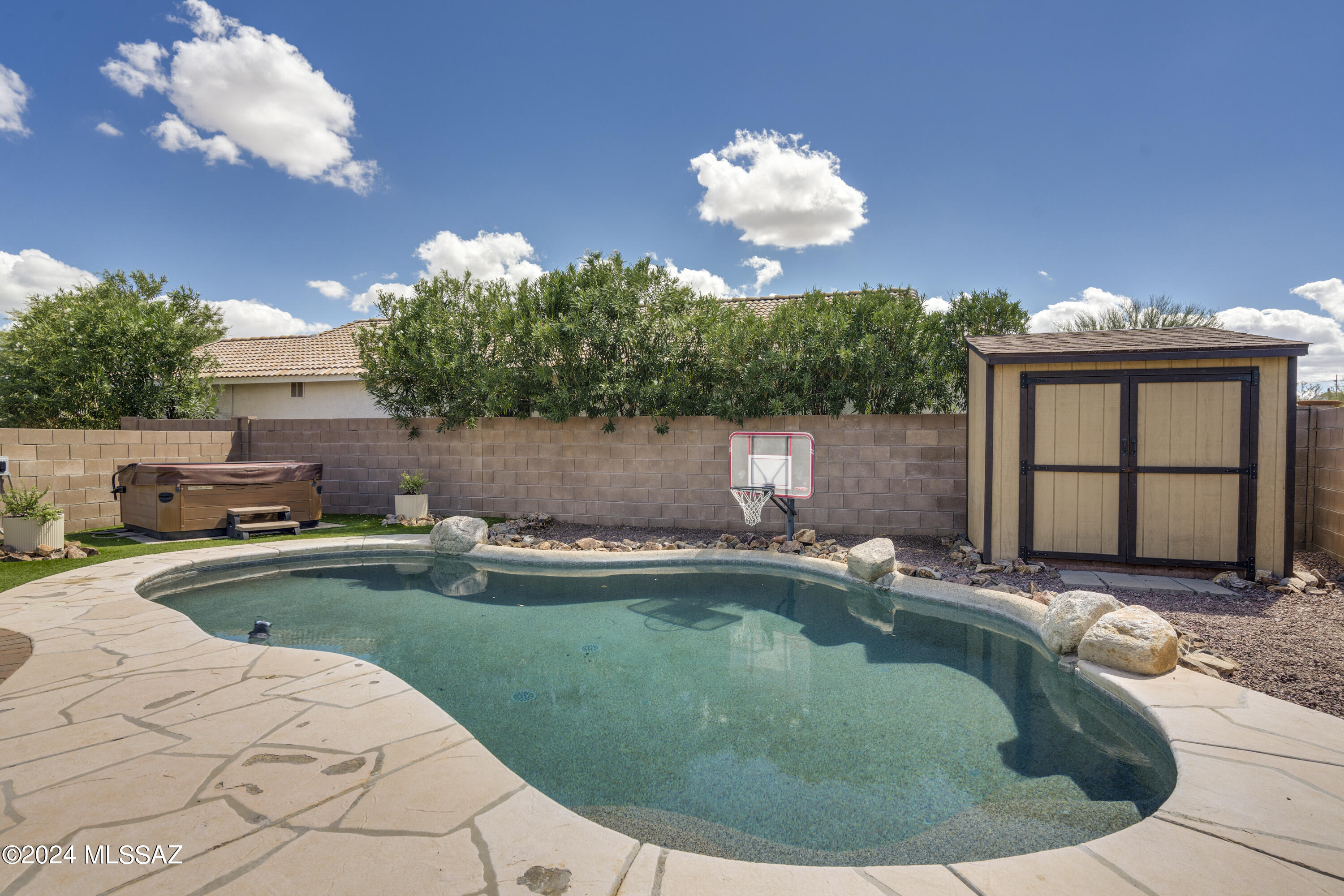 3313 W Corte Albor