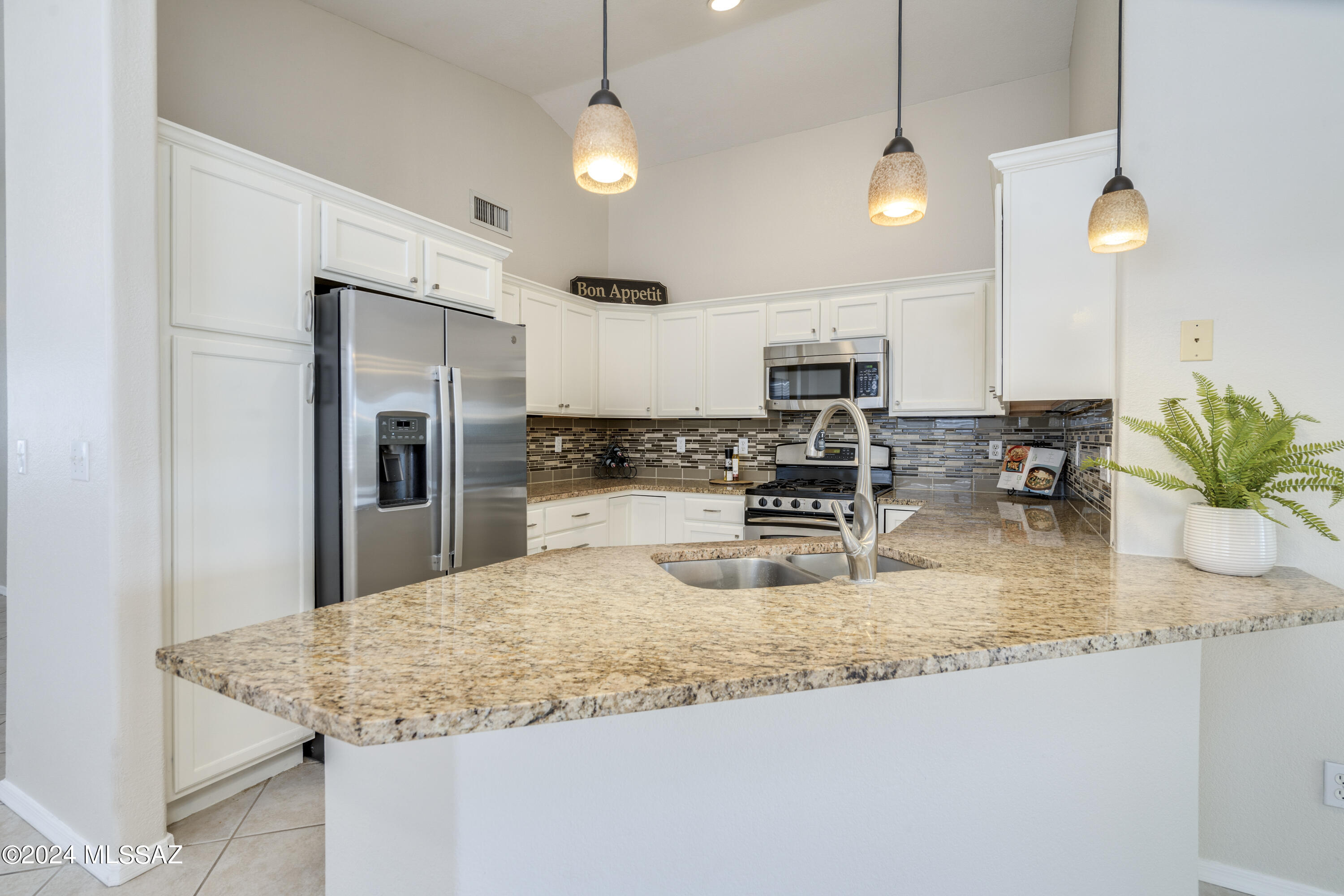 3313 W Corte Albor