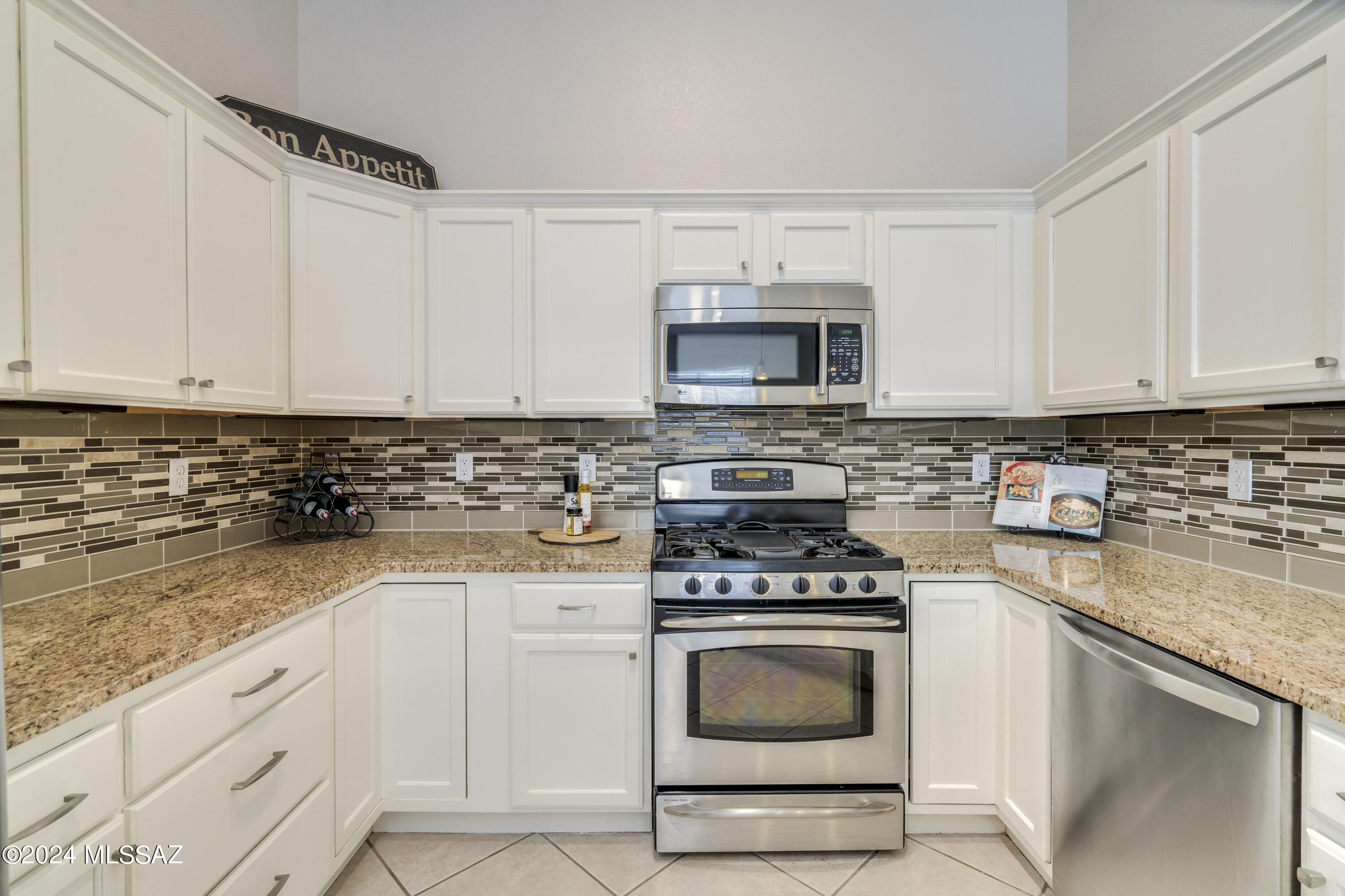3313 W Corte Albor