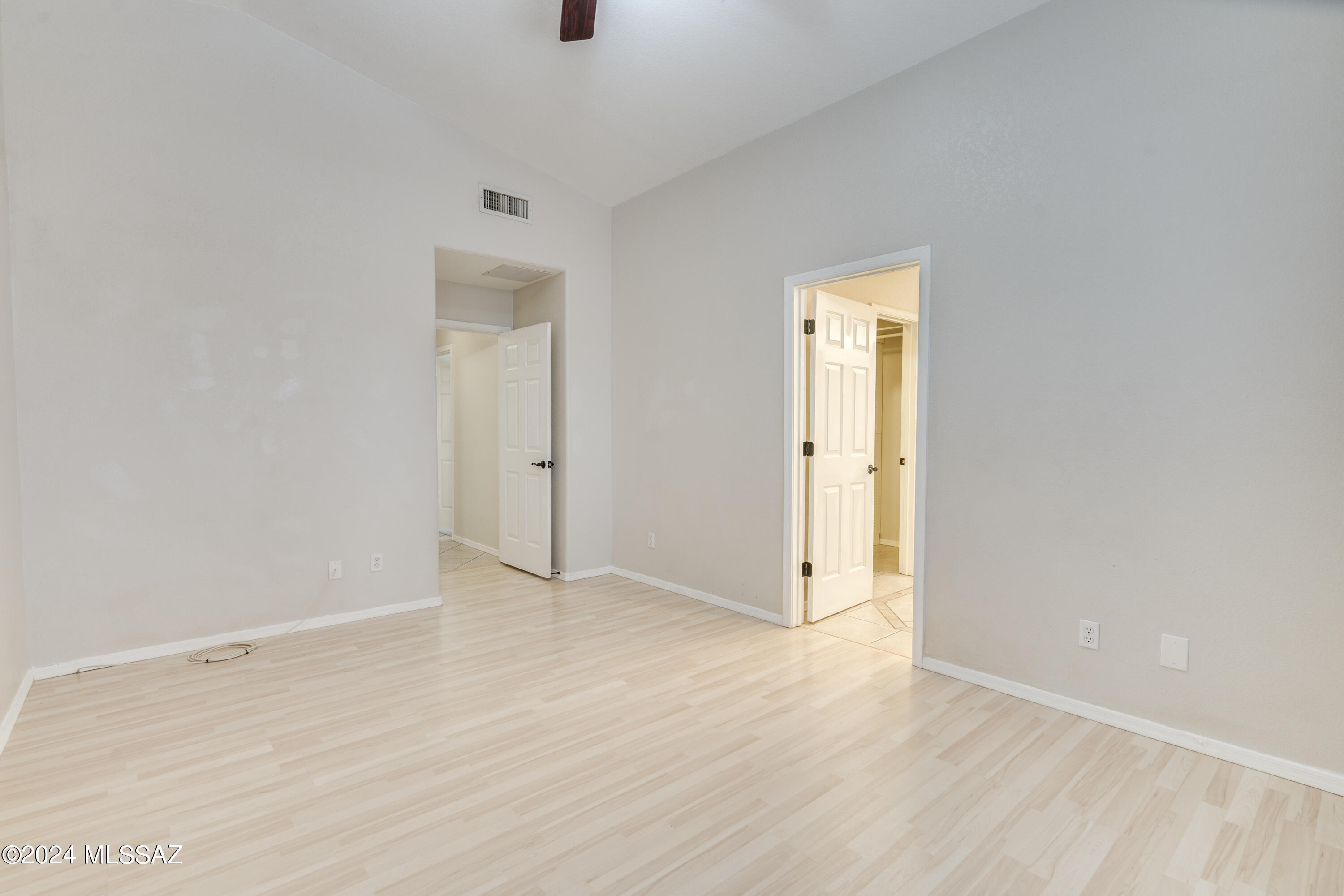 3313 W Corte Albor