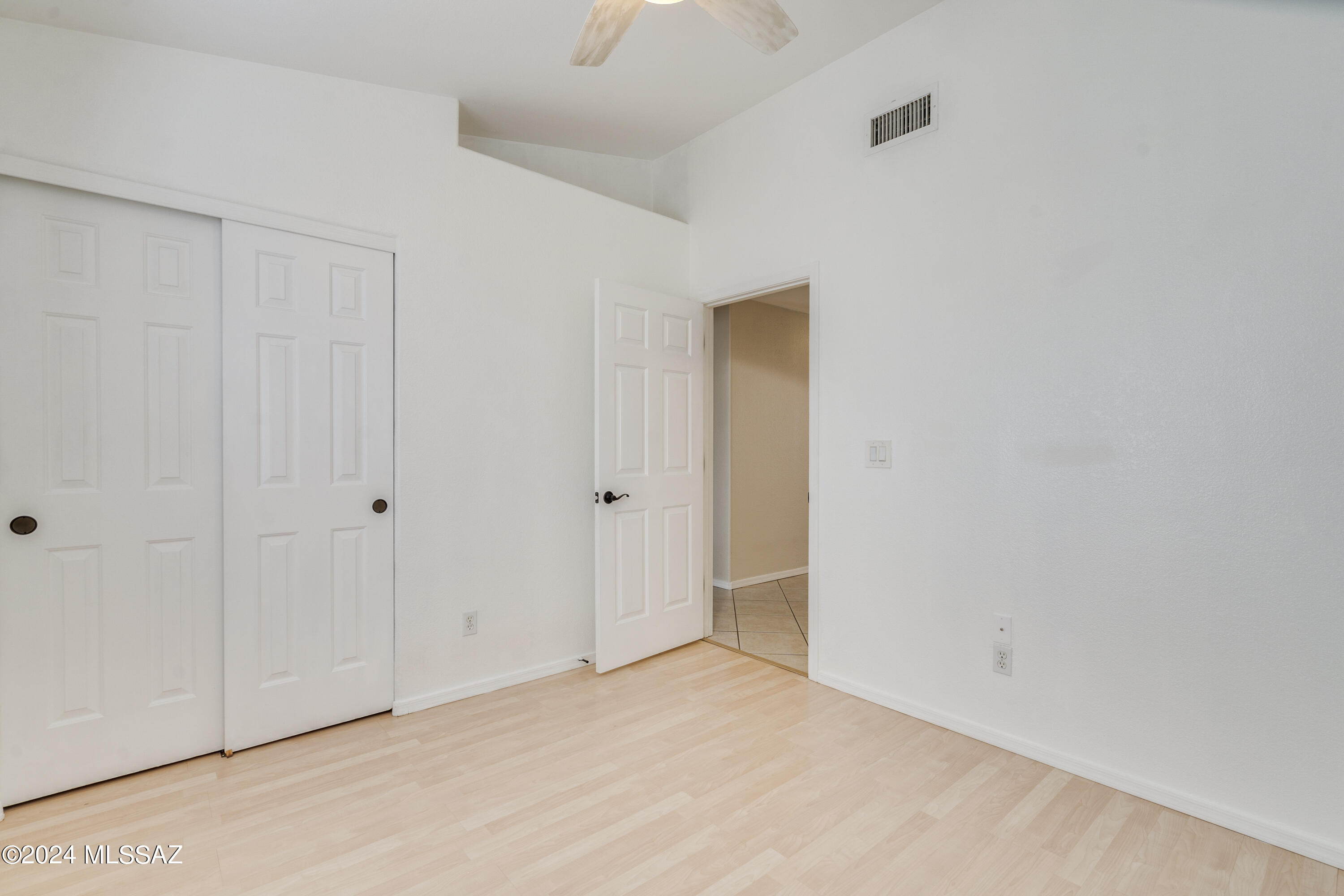 3313 W Corte Albor