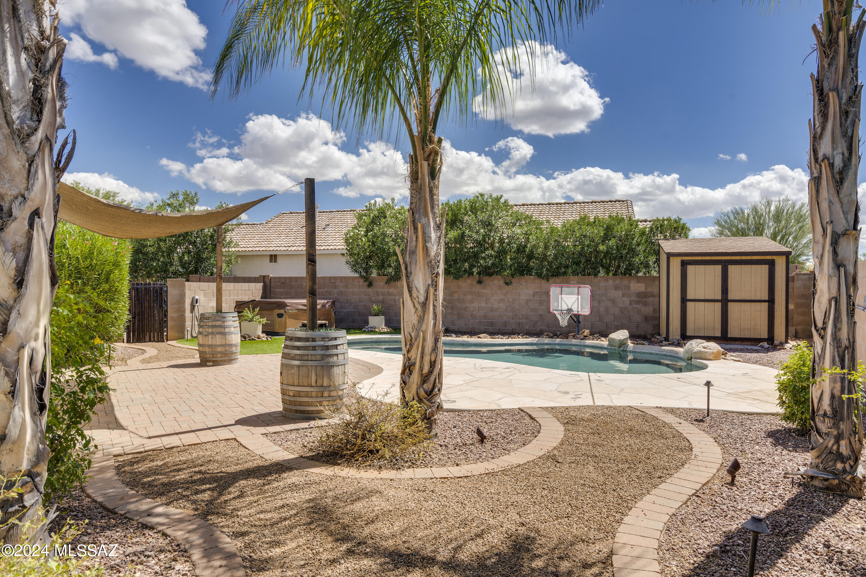 3313 W Corte Albor