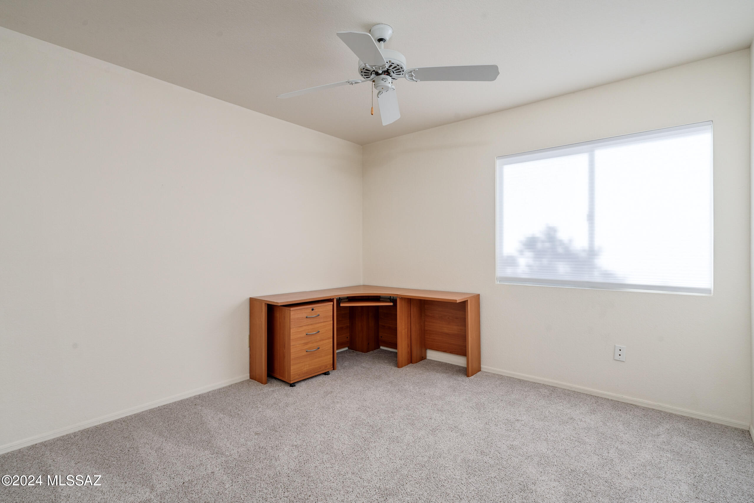 877 W Annandale Way