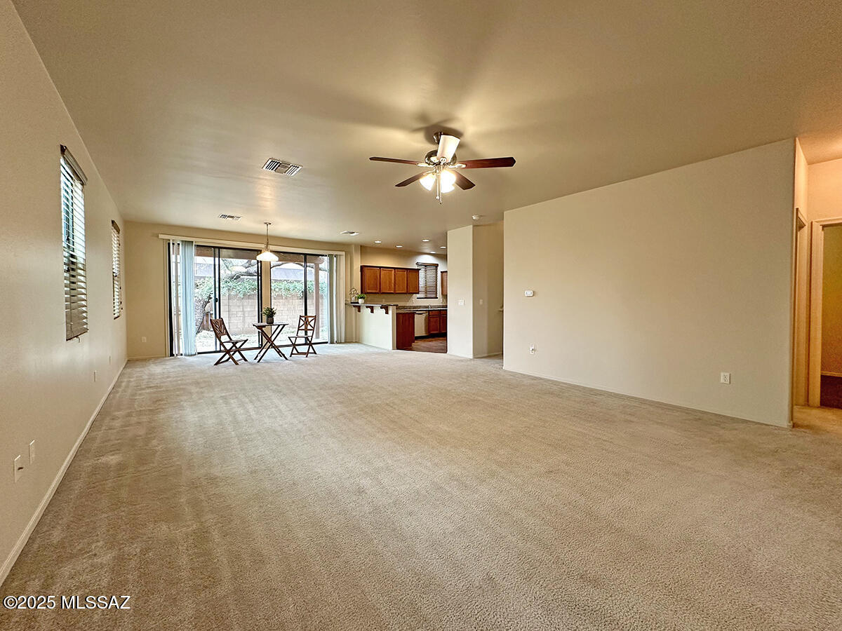 1554 N Lee Lofts Lane