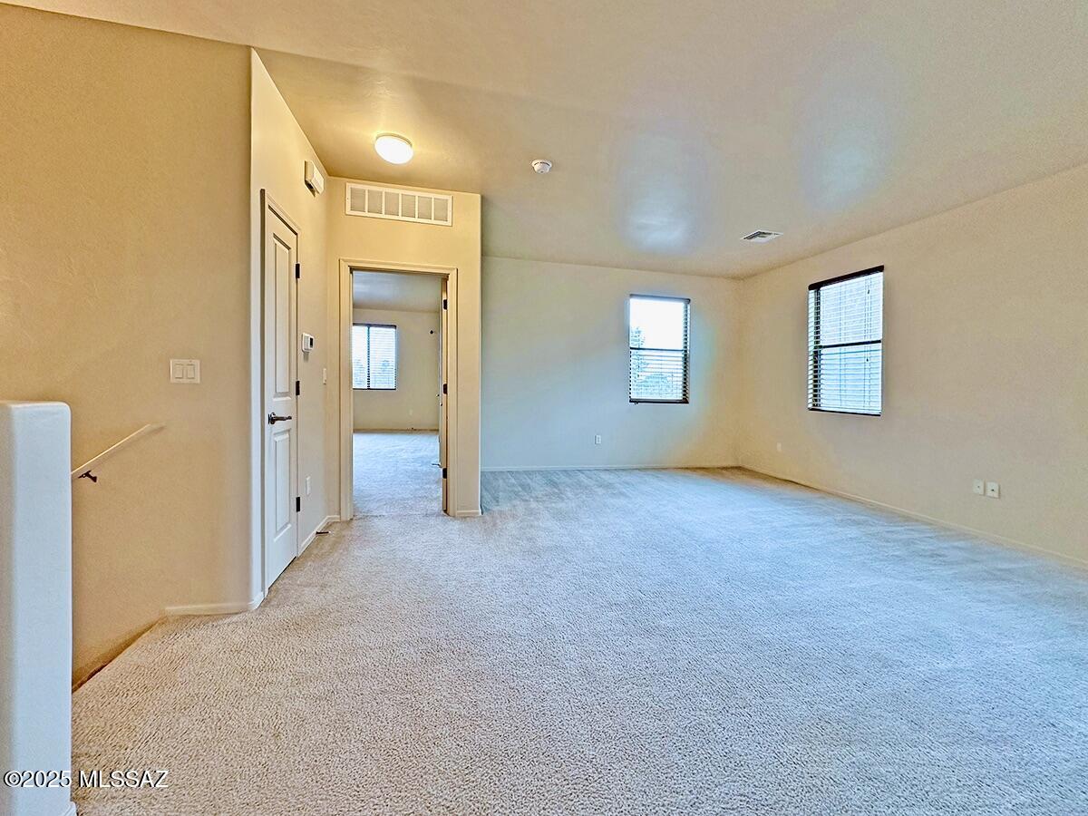 1554 N Lee Lofts Lane