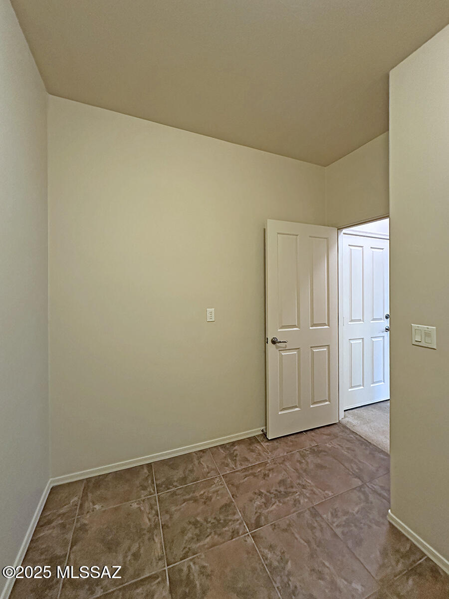 1554 N Lee Lofts Lane
