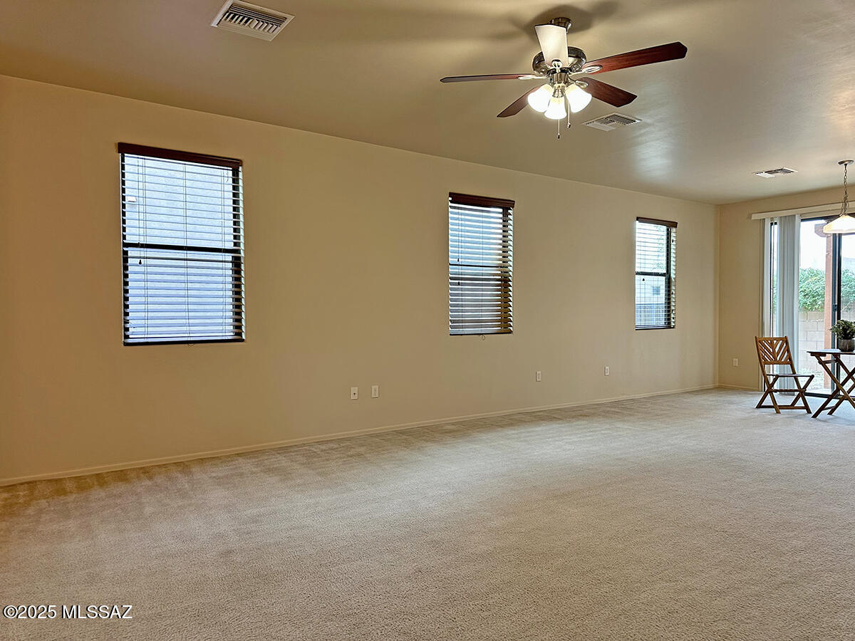 1554 N Lee Lofts Lane