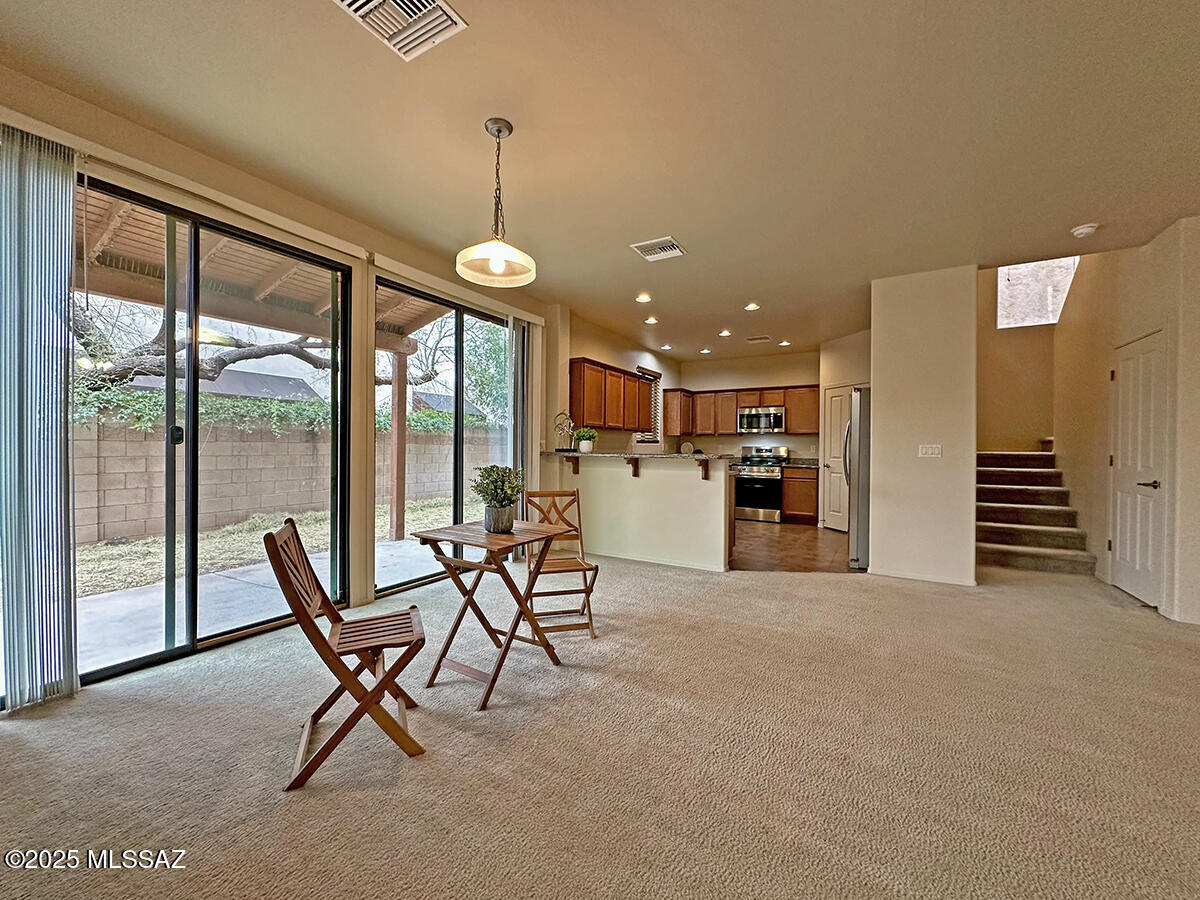 1554 N Lee Lofts Lane