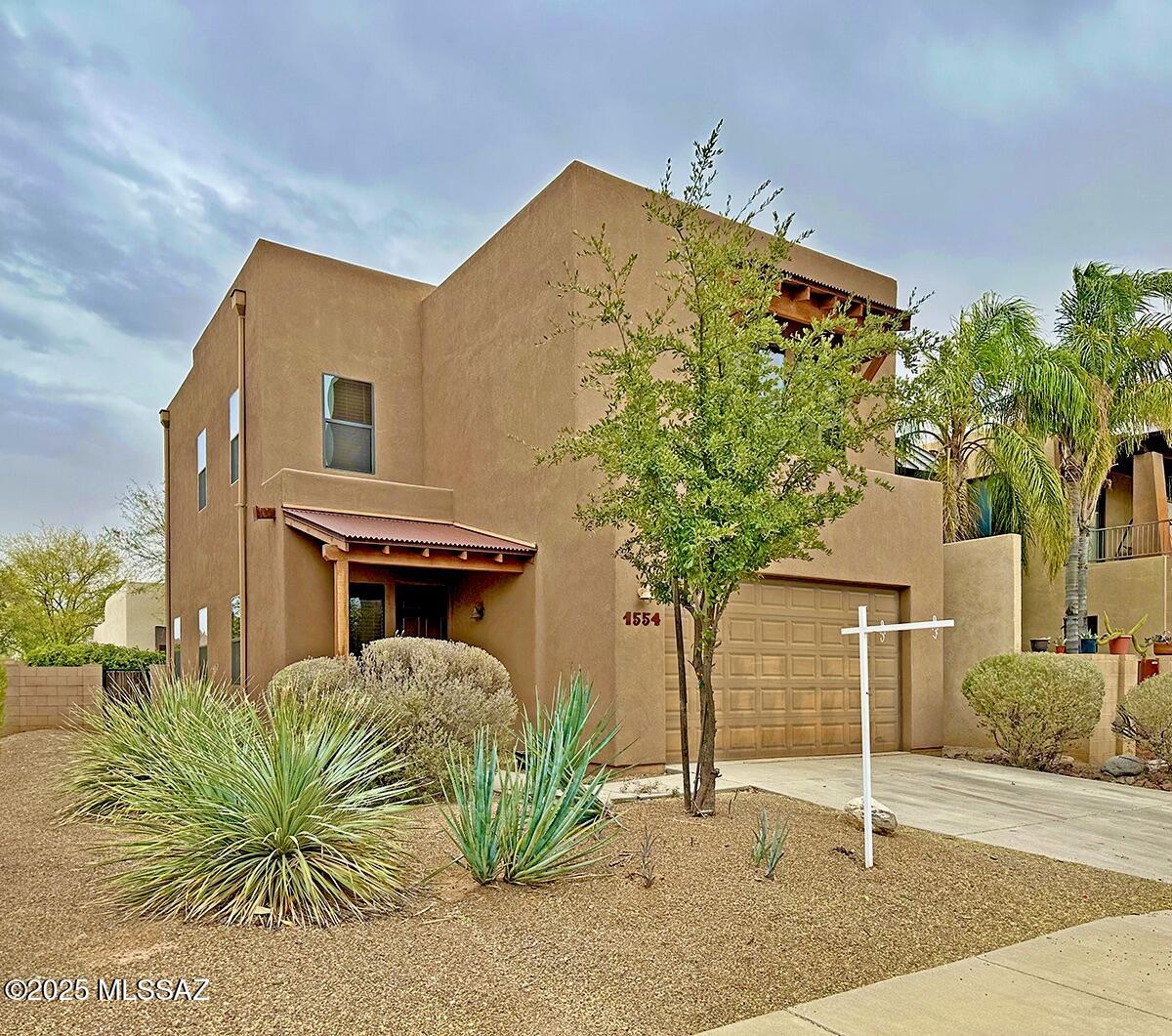 1554 N Lee Lofts Lane
