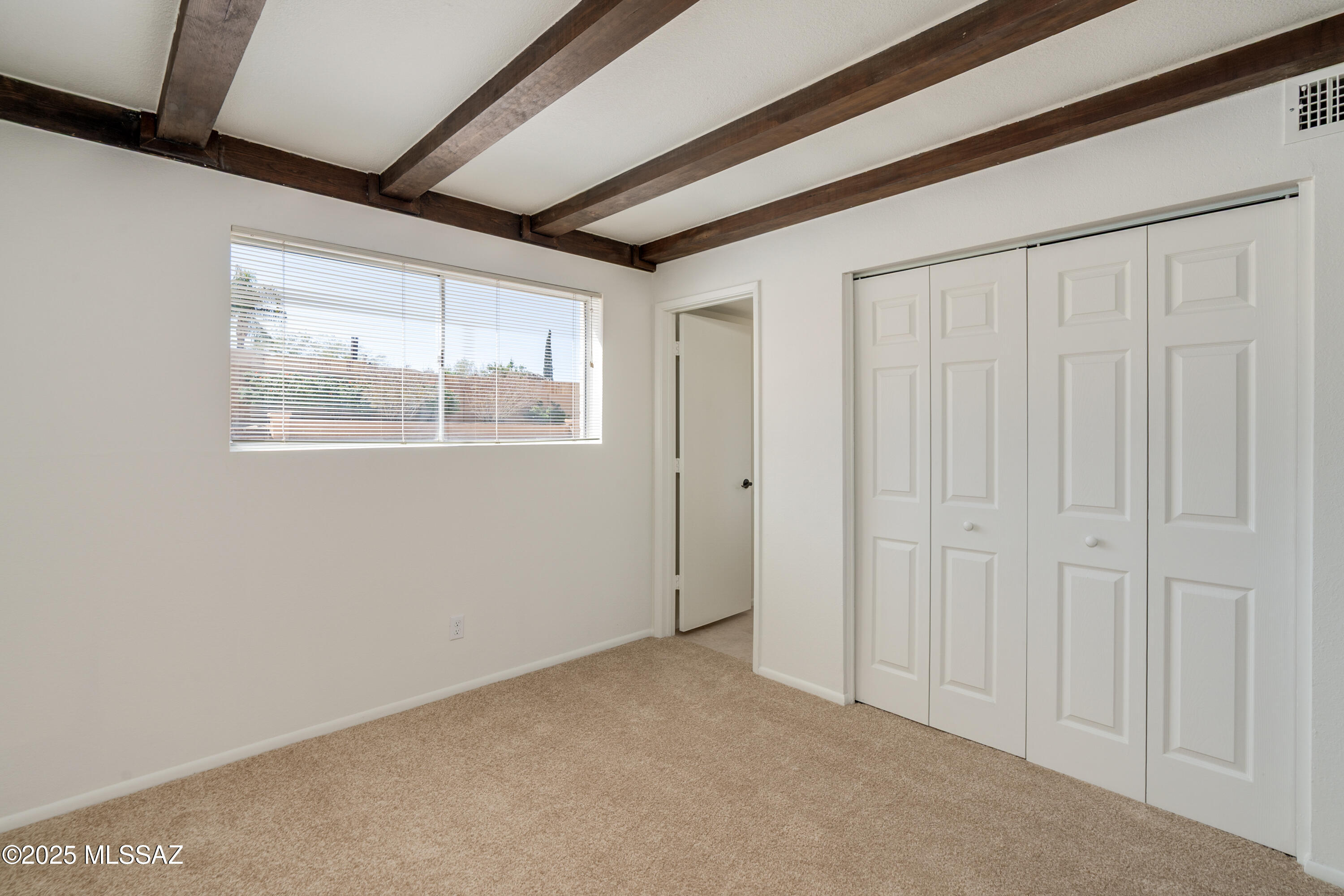 4131 W Orangewood Drive
