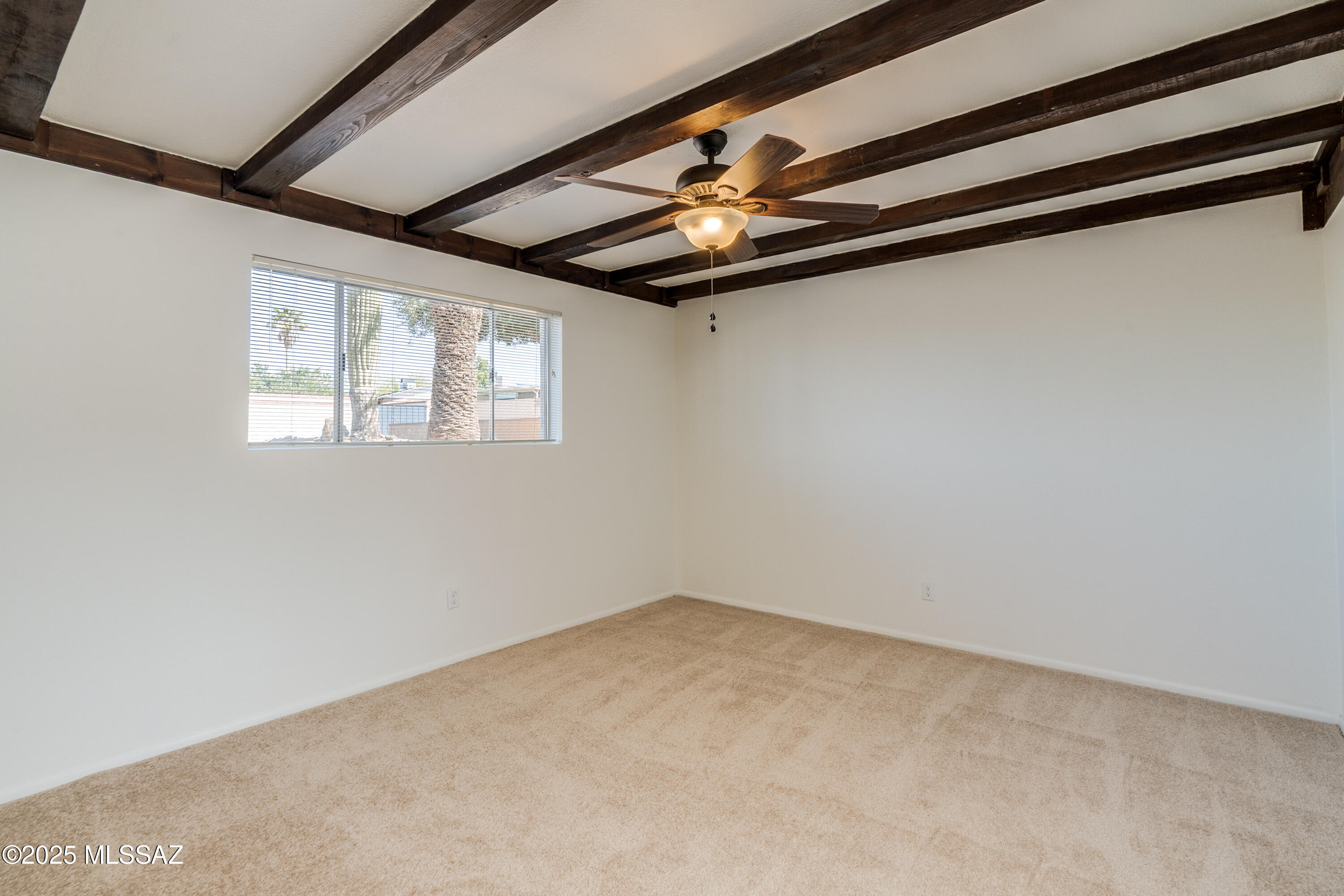 4131 W Orangewood Drive