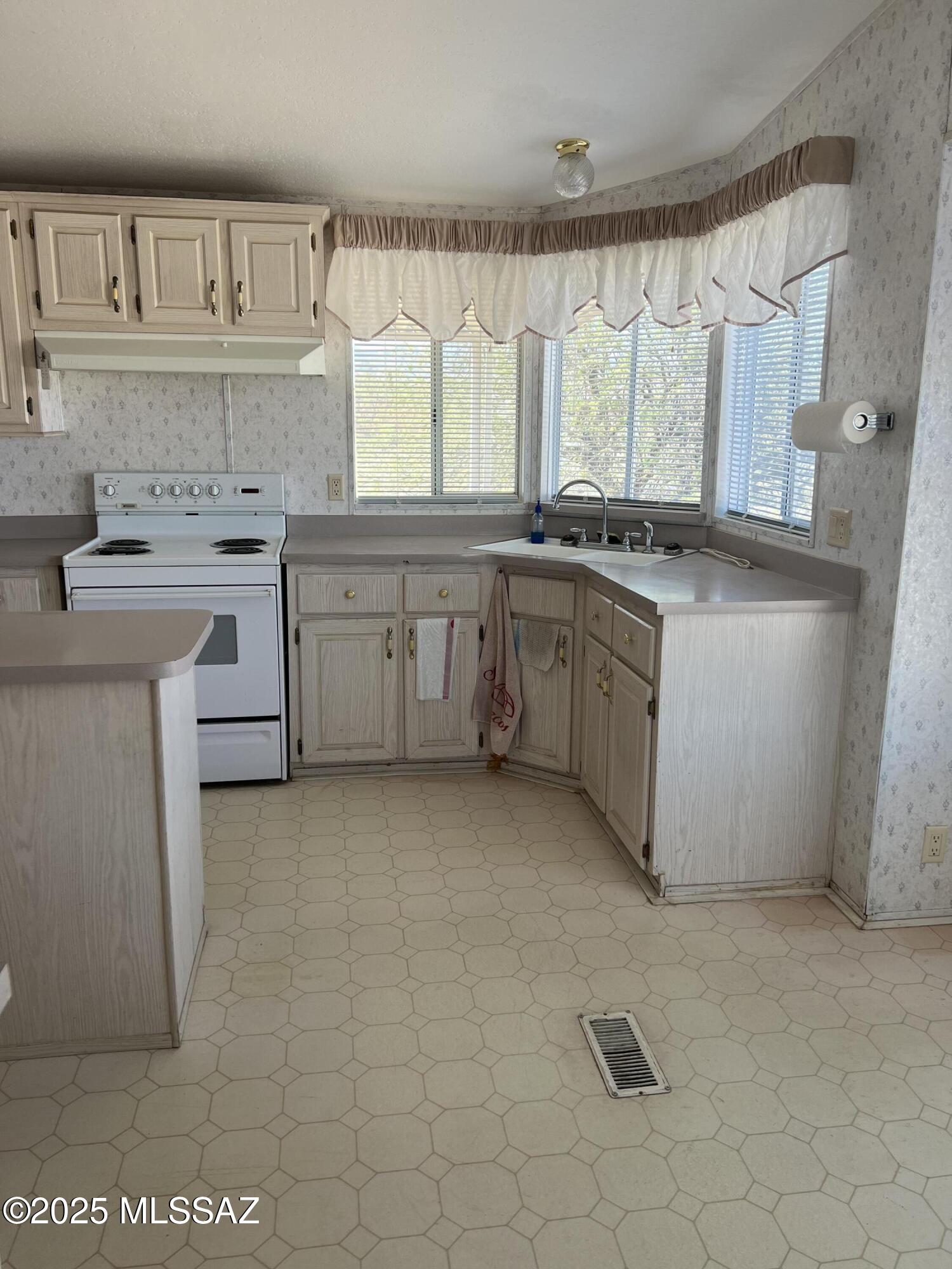 16695 S Tatanka Lane