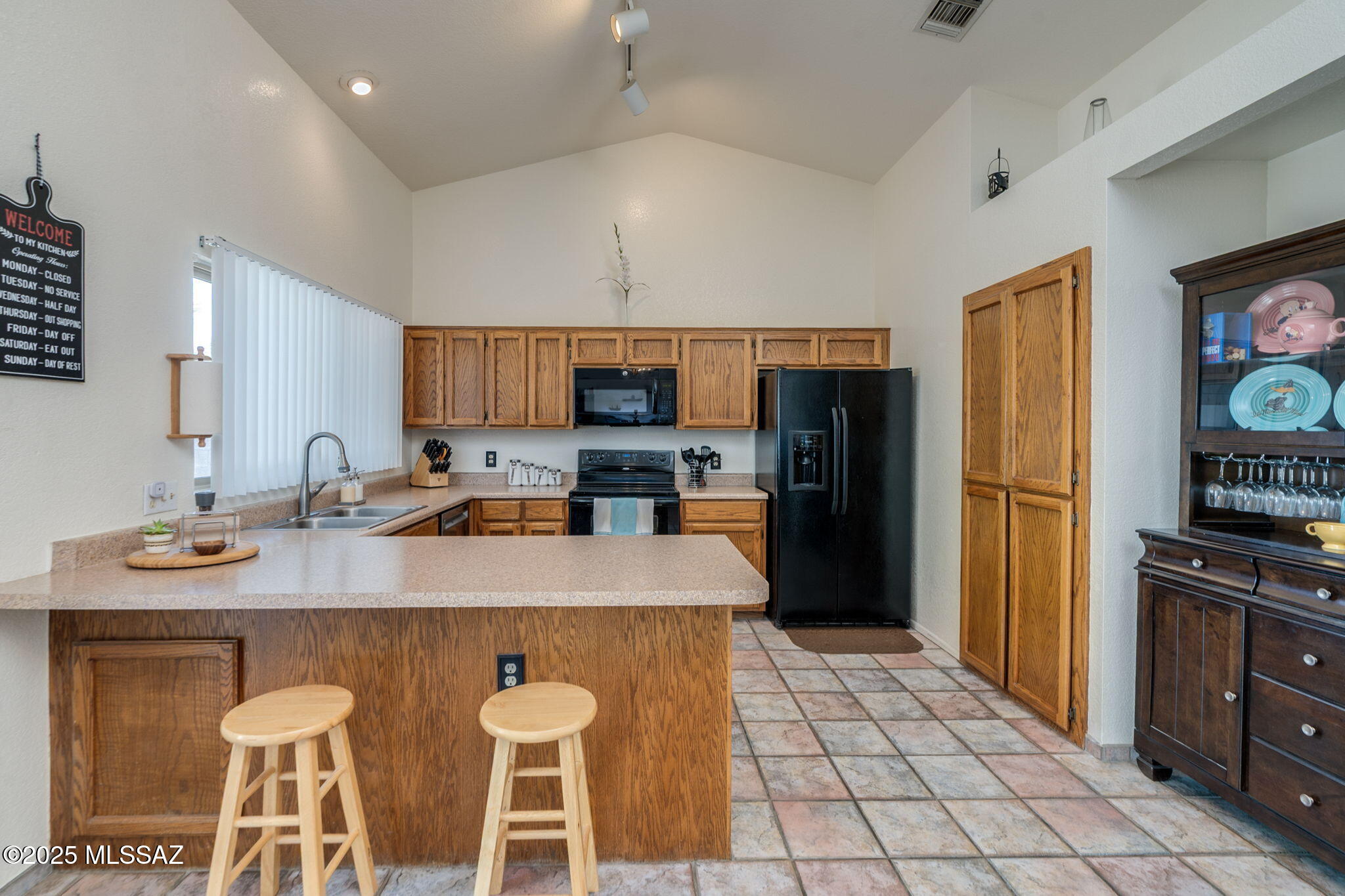 4813 W Snowberry Lane