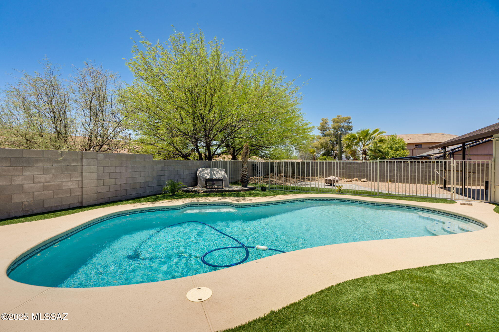 4813 W Snowberry Lane