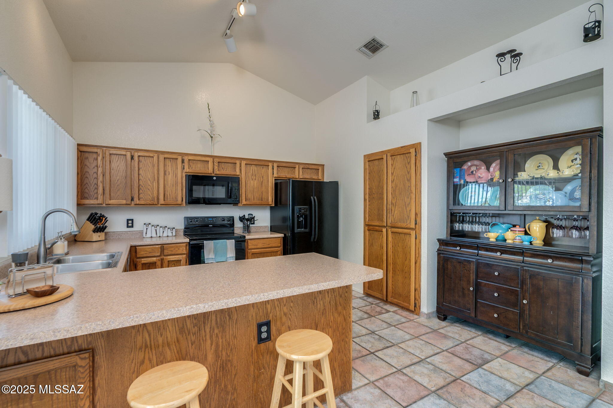 4813 W Snowberry Lane