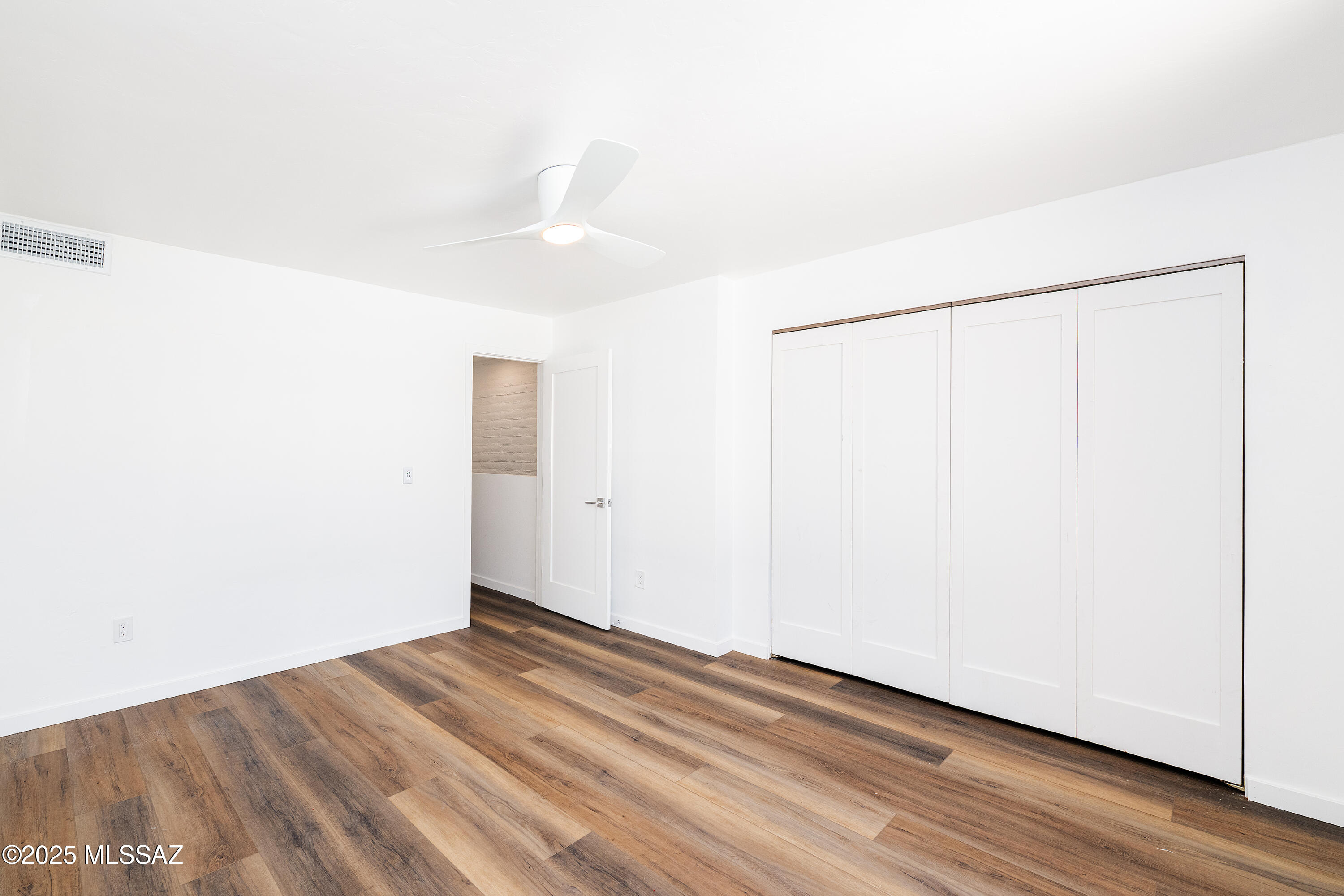 2875 N Tucson Boulevard N Unit: APT 5