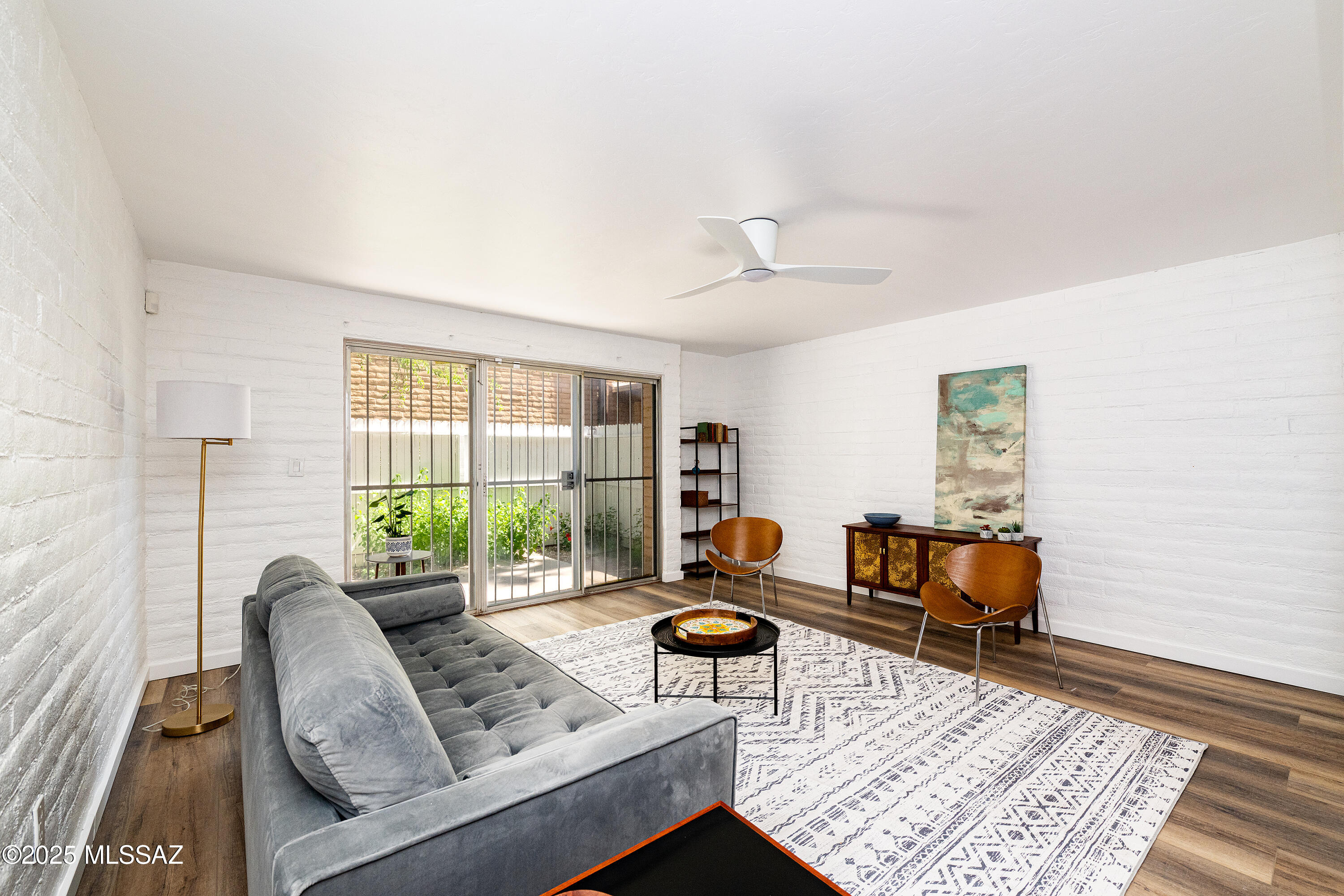 2875 N Tucson Boulevard N Unit: APT 5
