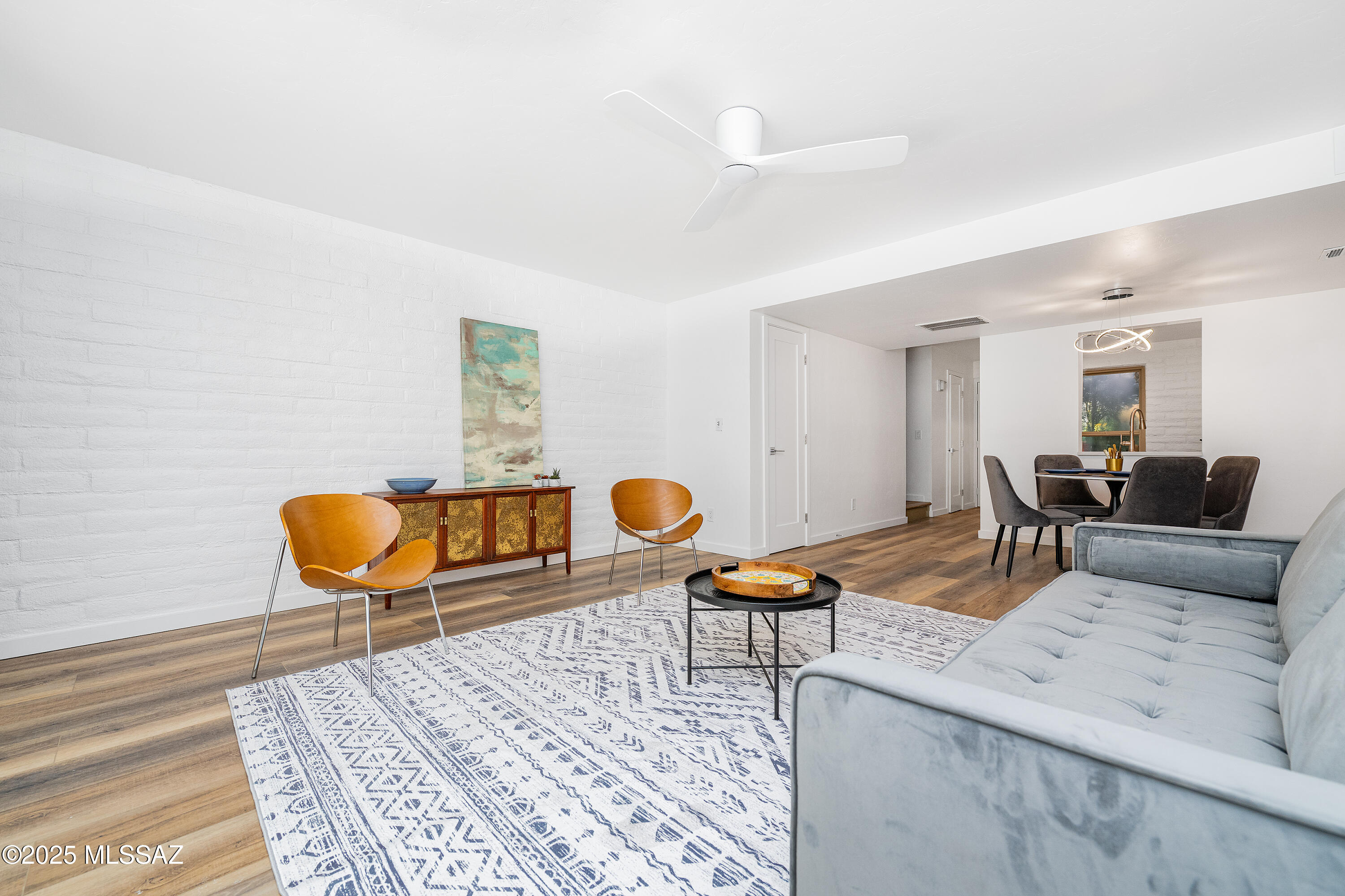 2875 N Tucson Boulevard N Unit: APT 5