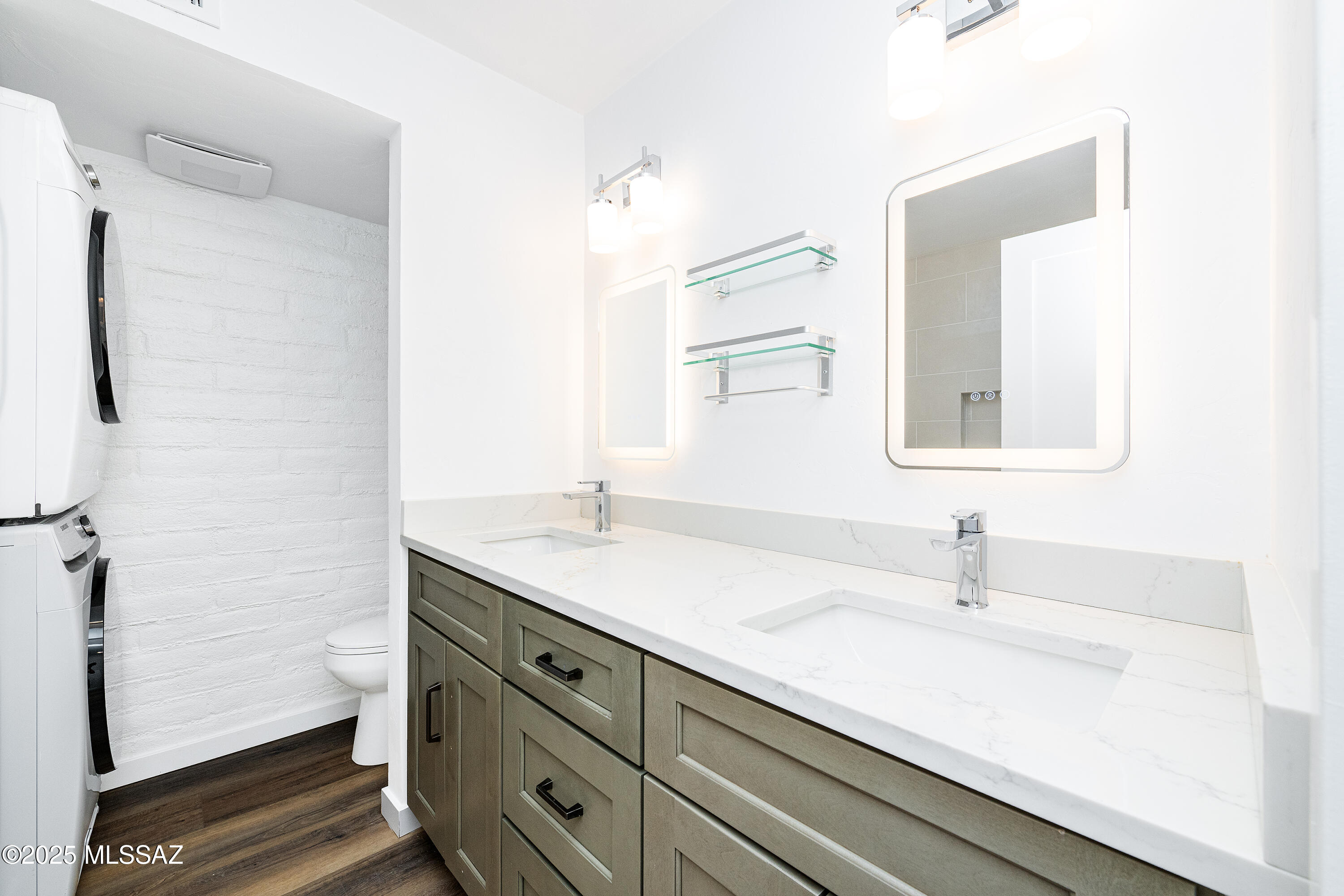 2875 N Tucson Boulevard N Unit: APT 5