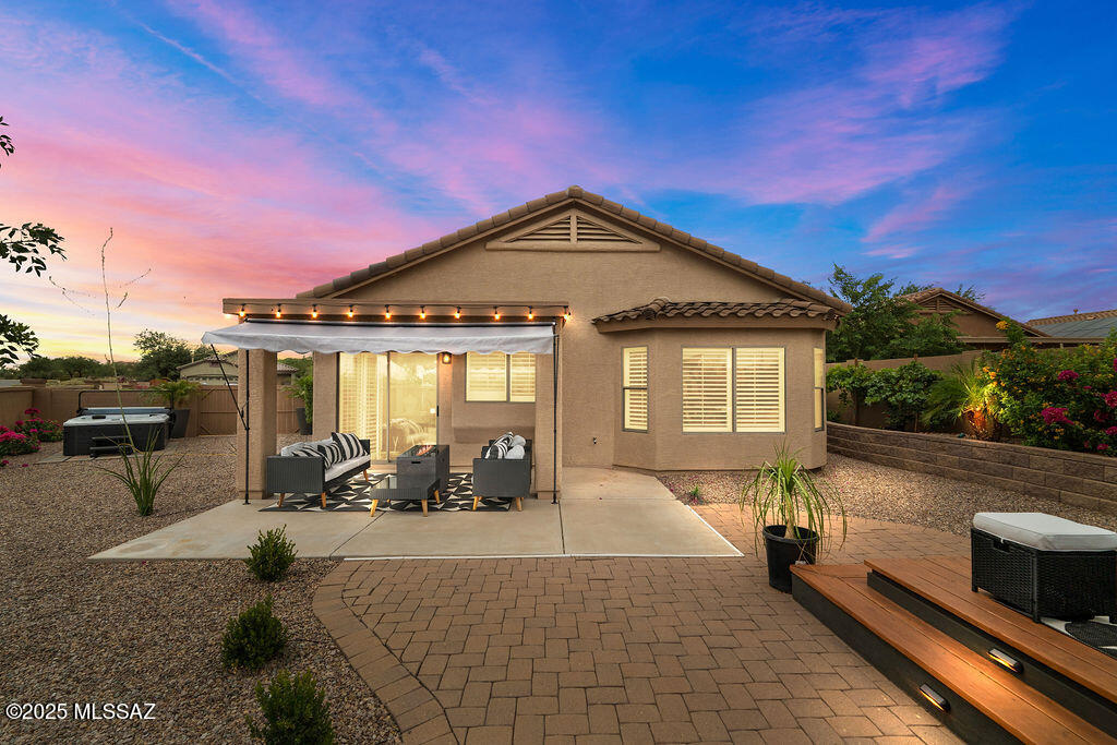 6148 W Van Dyke Court