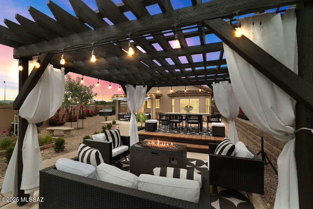 6148 W Van Dyke Court