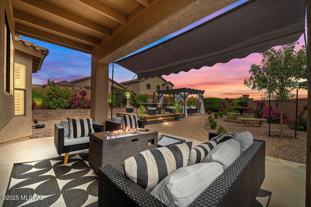 6148 W Van Dyke Court