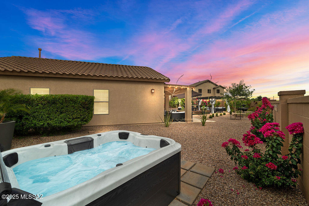 6148 W Van Dyke Court