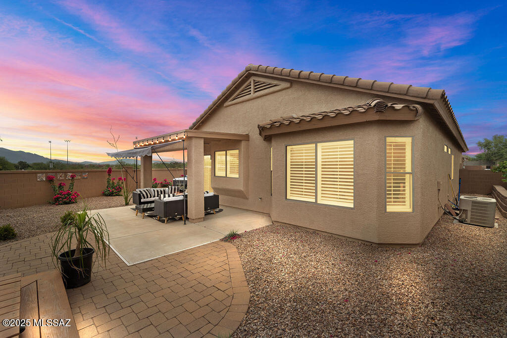 6148 W Van Dyke Court