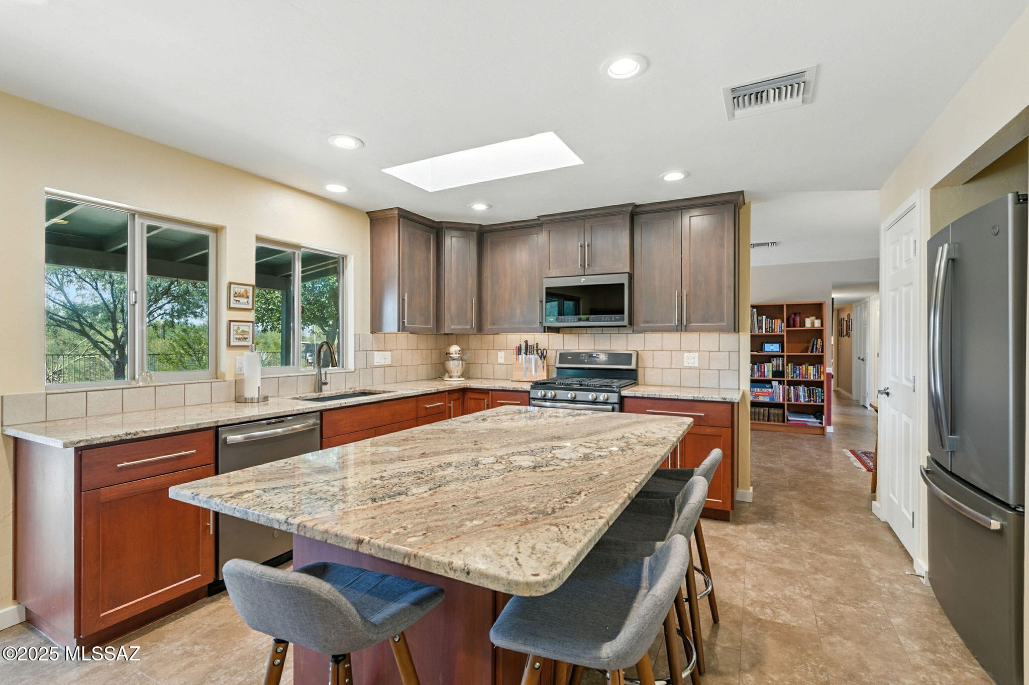 751 W Cool Drive