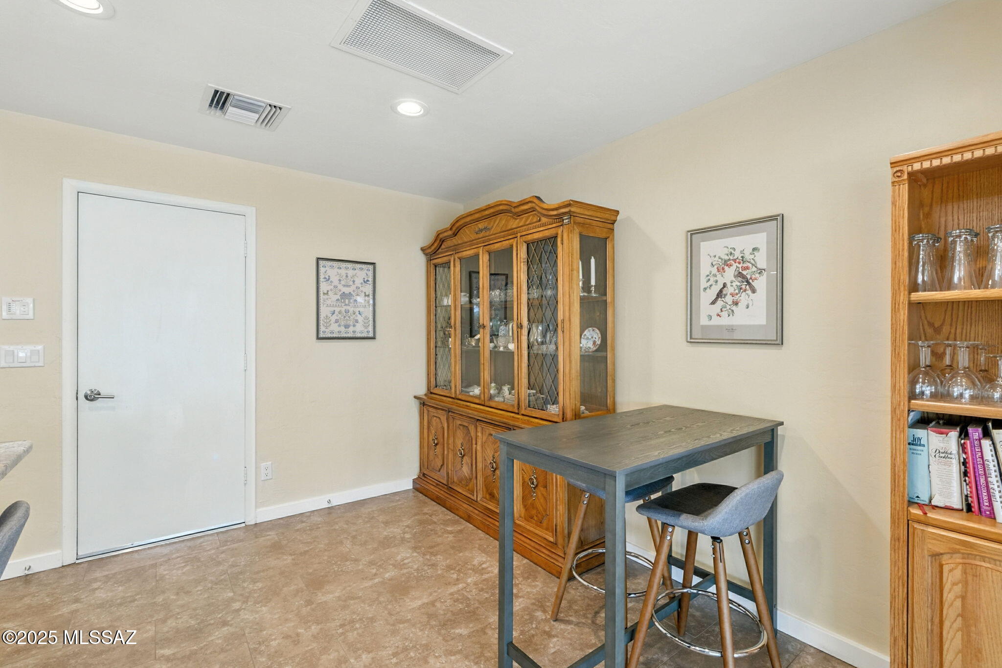 751 W Cool Drive