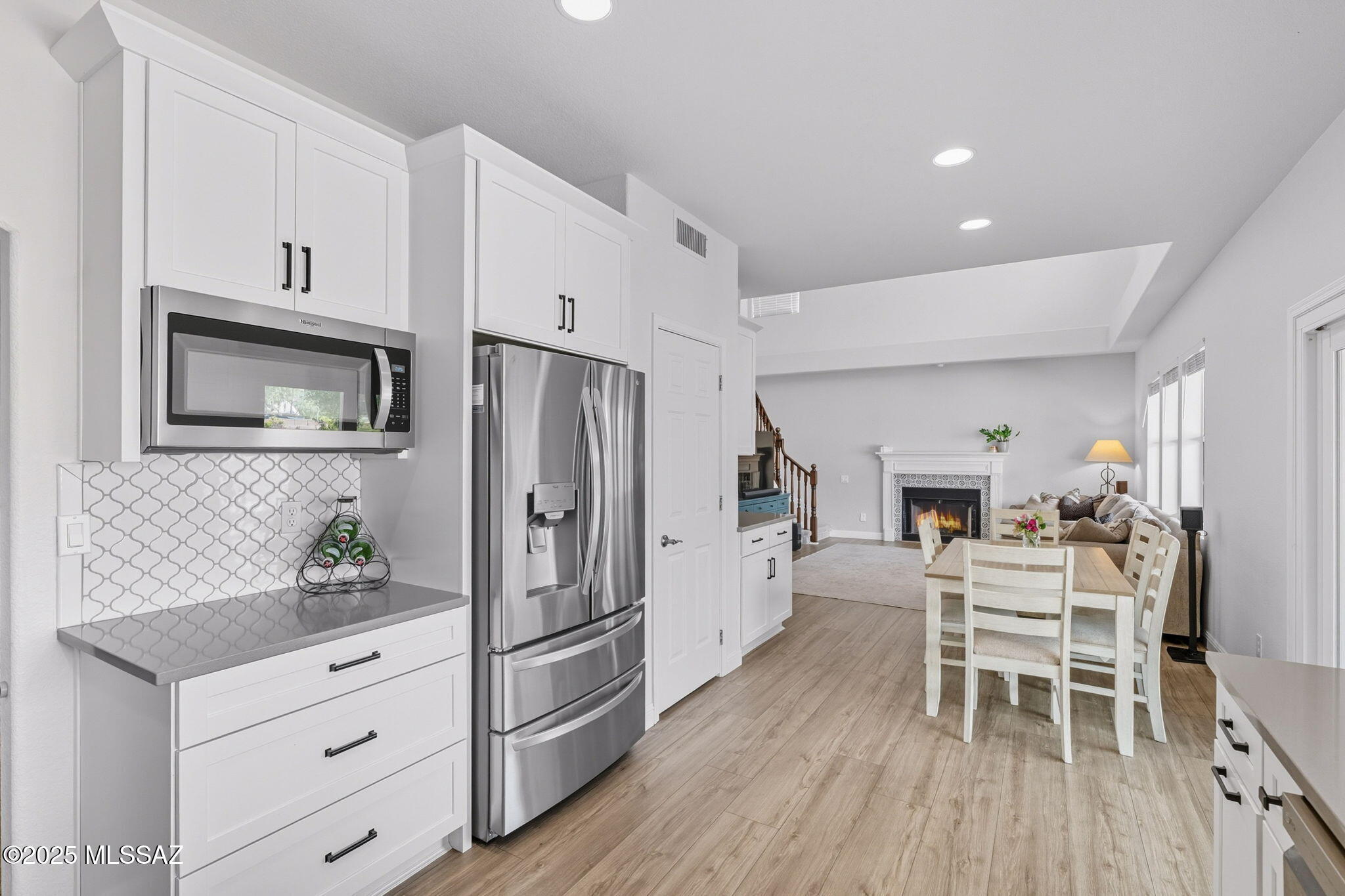 7831 E Calle Del Minique