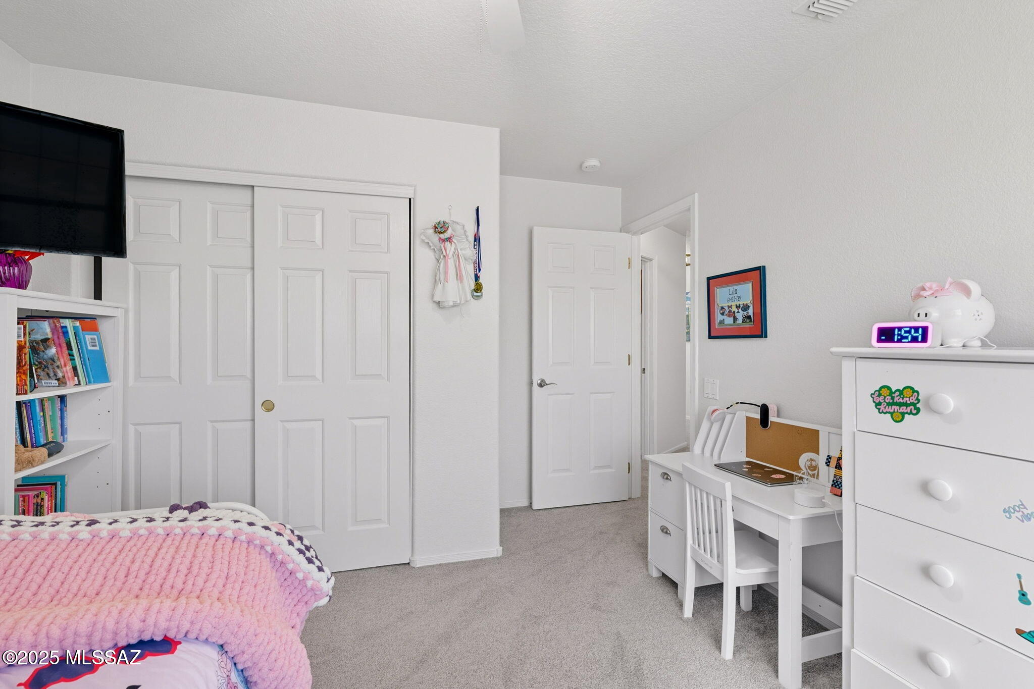 7831 E Calle Del Minique