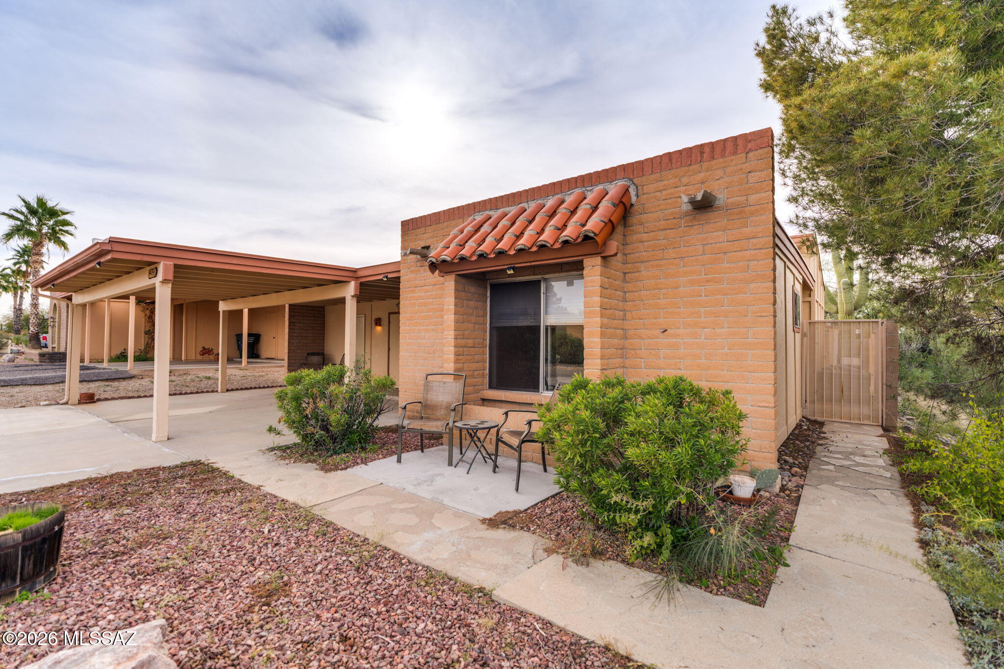 1456 S Moonlight Drive