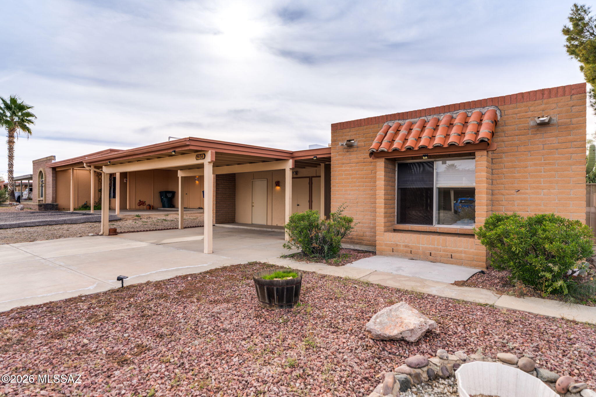 1456 S Moonlight Drive