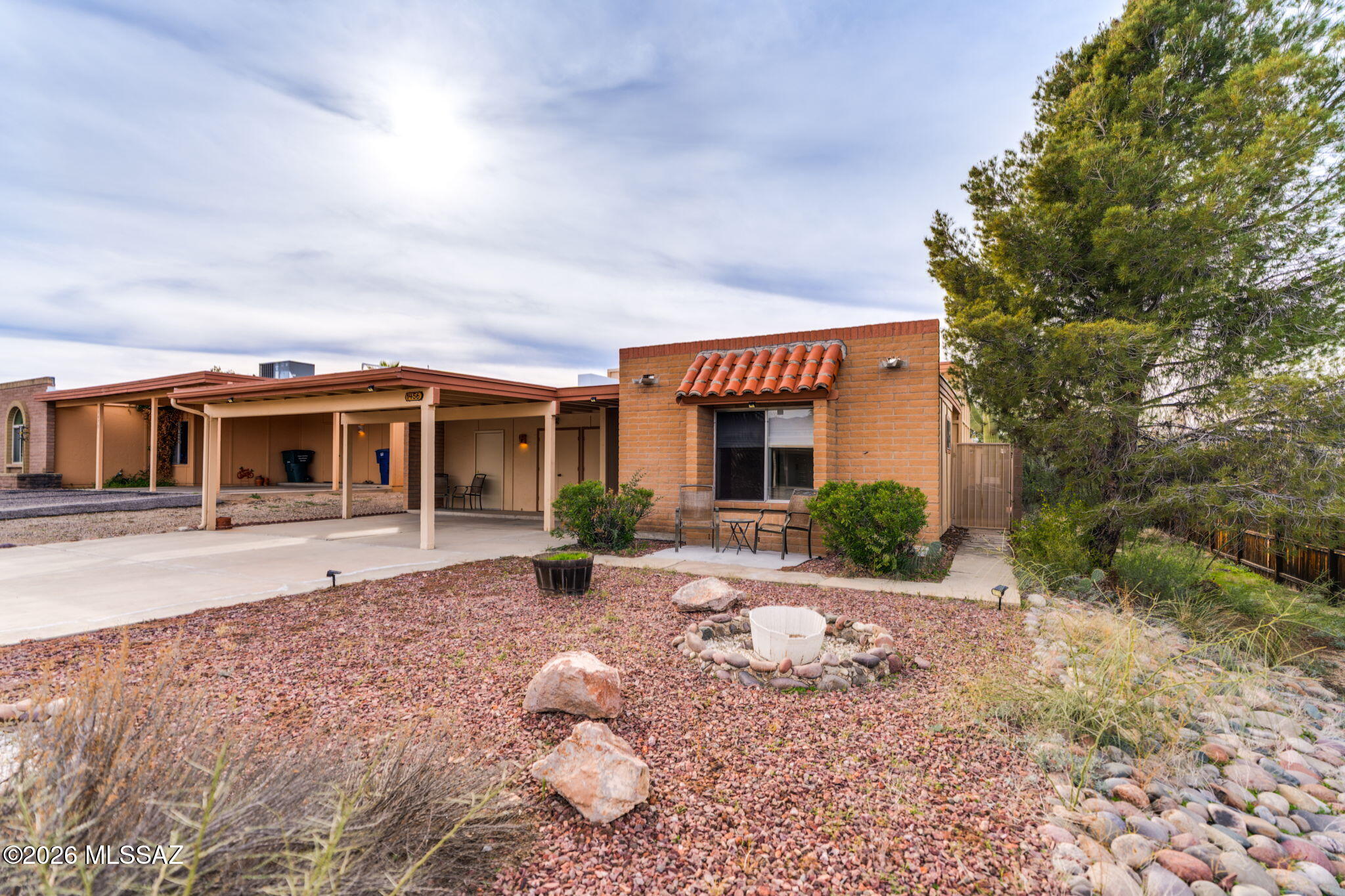 1456 S Moonlight Drive