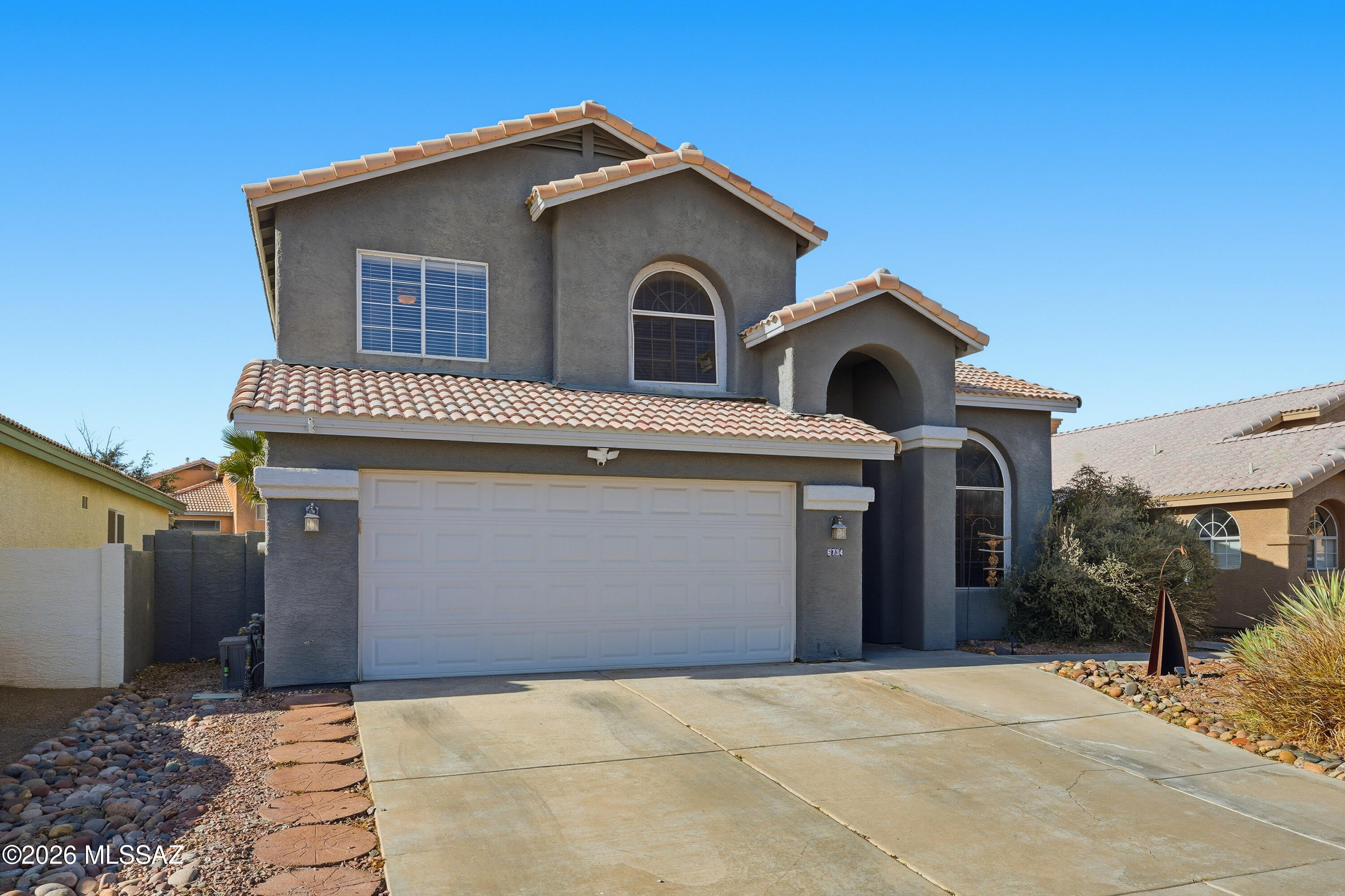 6734 W Nueva Vista Drive