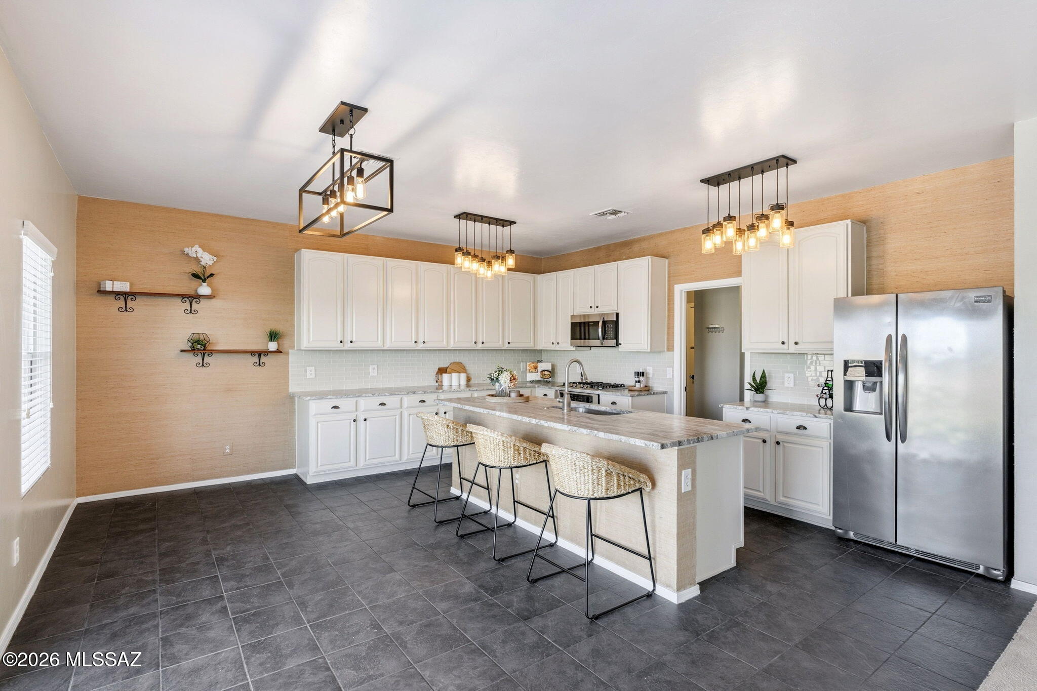 5752 W King Snake Drive